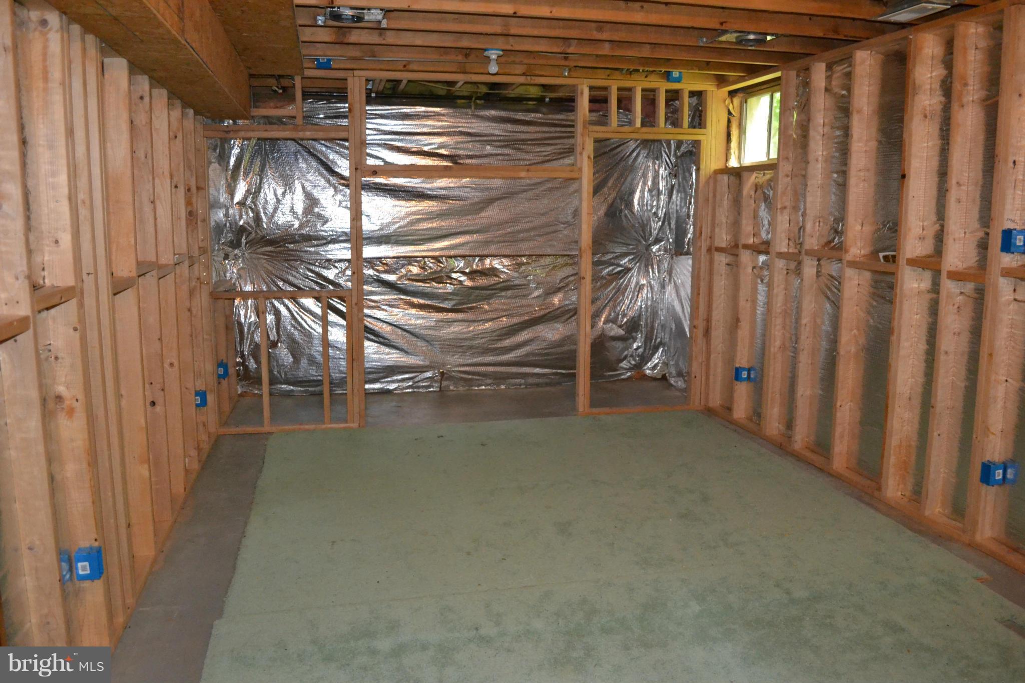 ESTATES OF CHANCELLORSVILLE - Residential