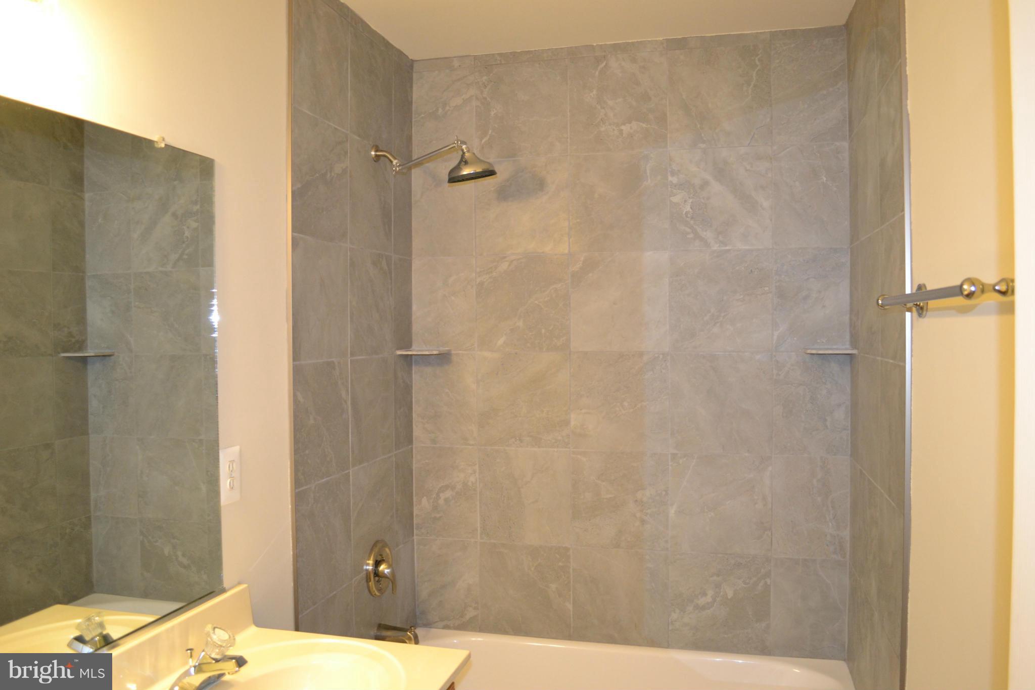 ESTATES OF CHANCELLORSVILLE - Residential