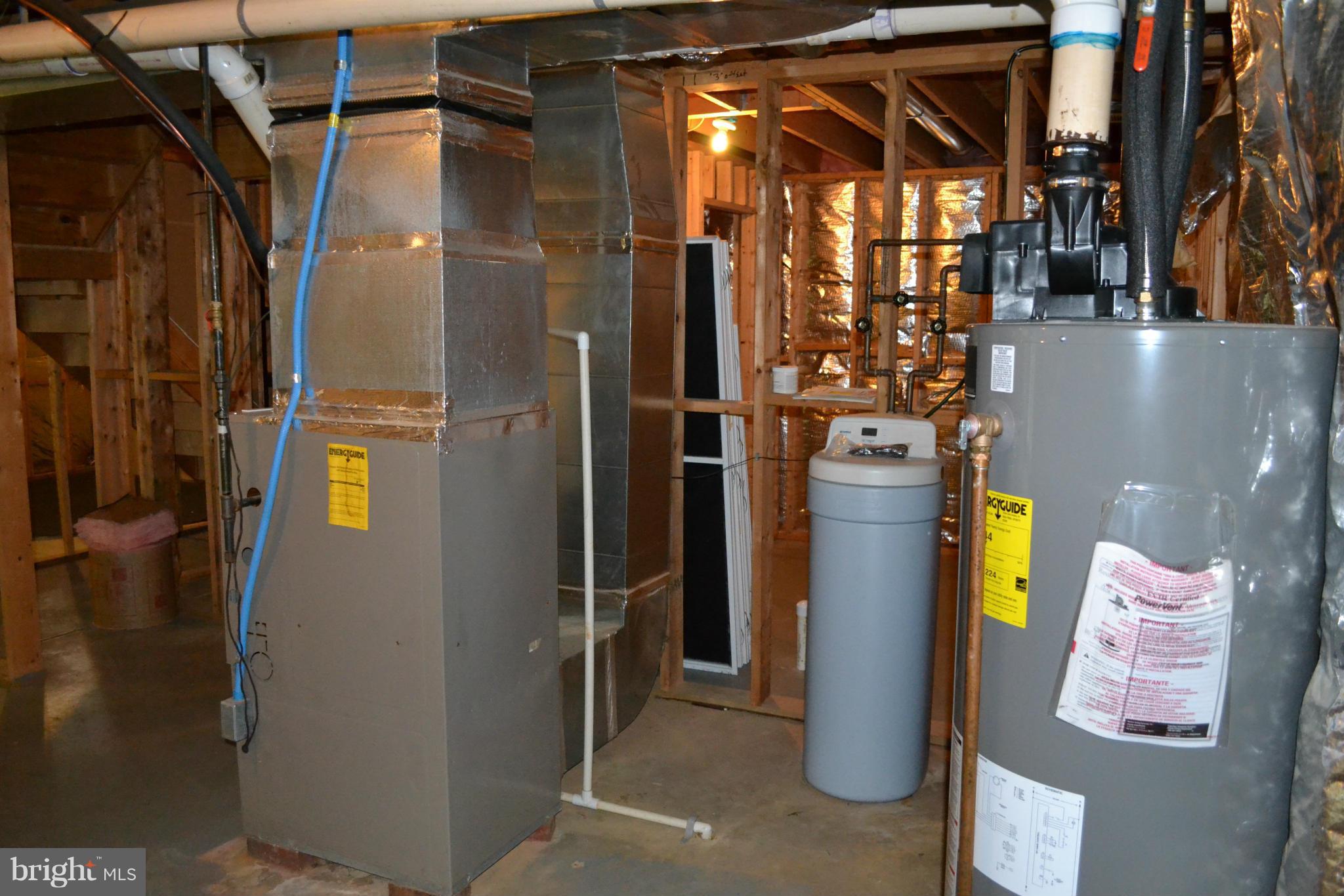 ESTATES OF CHANCELLORSVILLE - Residential