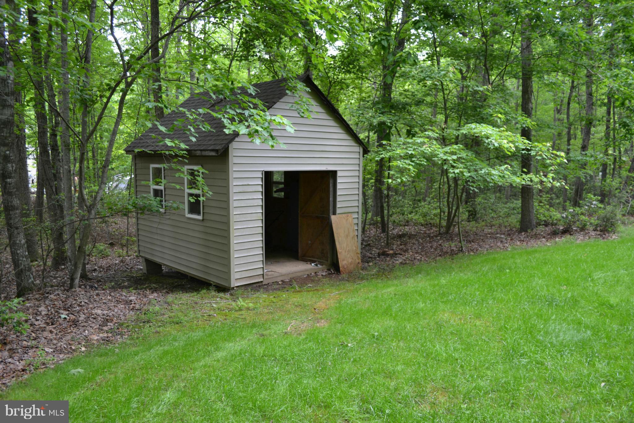 ESTATES OF CHANCELLORSVILLE - Residential