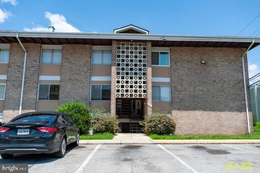 Spacious and updated 2 bedroom and 1 bath Condo! Move right in to this ground floor unit. Condo fee includes all utilities. Community located near national harbor, shopping, major highways and public transportation. Great Value!