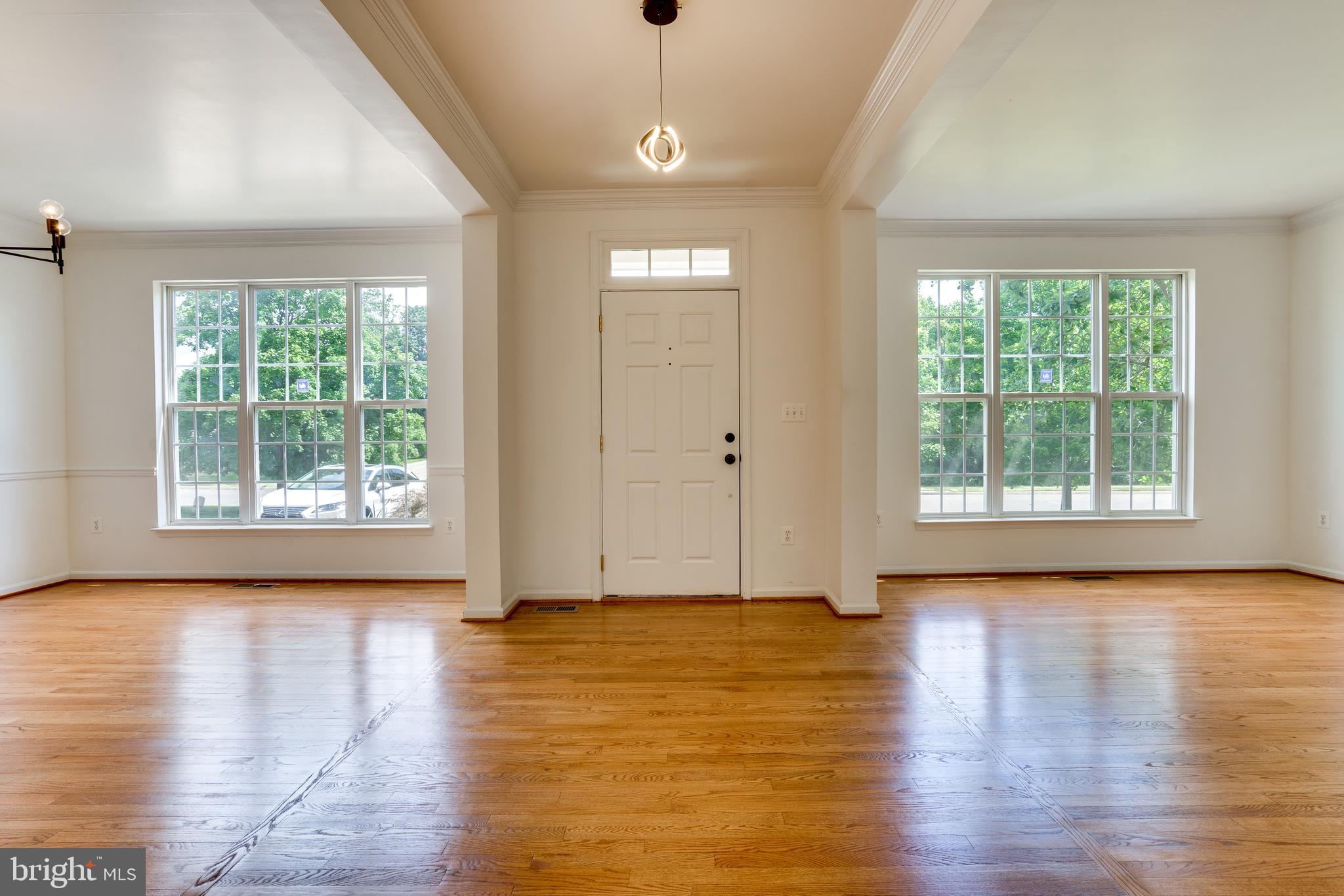 25869 SPRING FARM CIRCLE