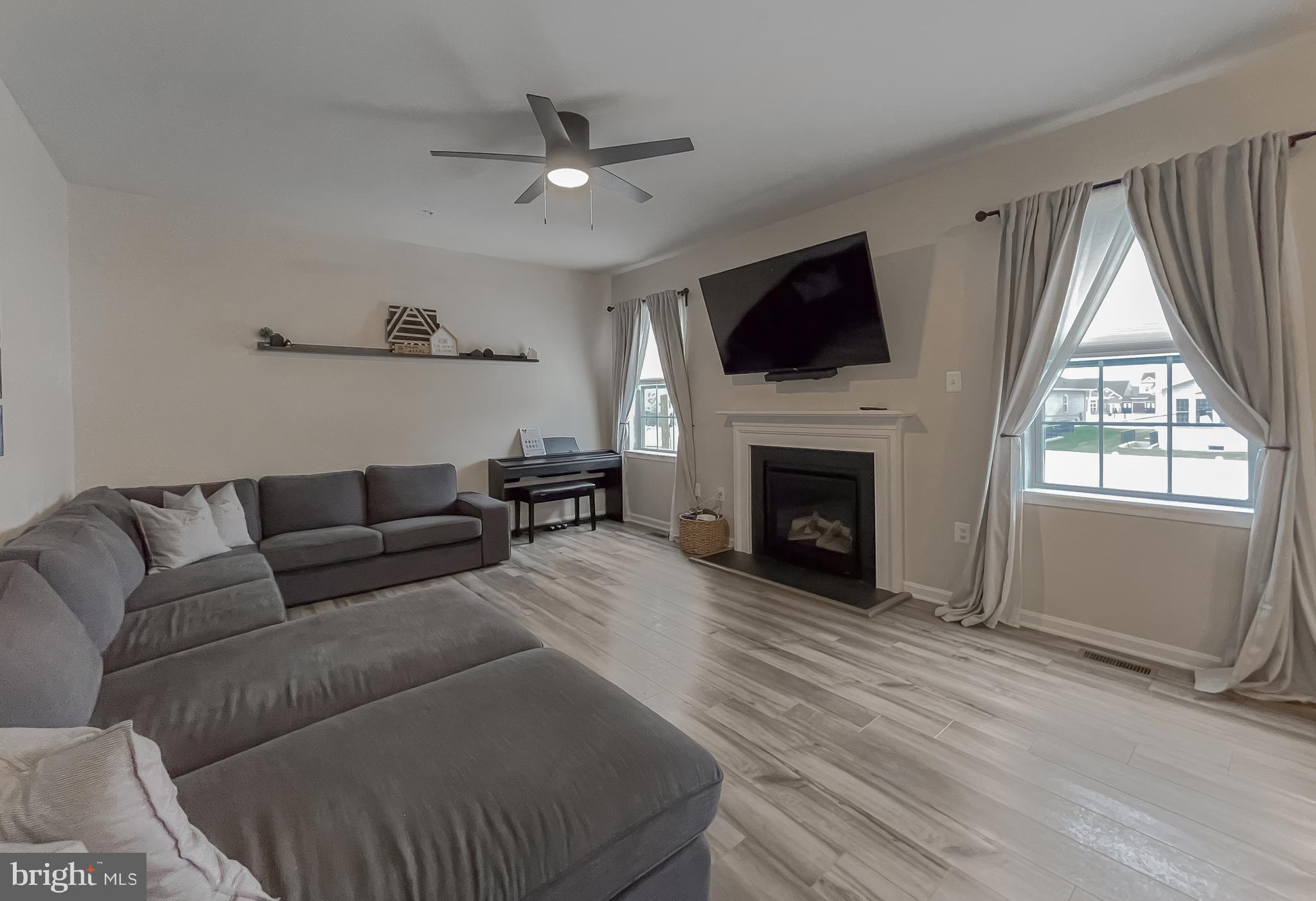 CLARK'S REST - Residential Lease