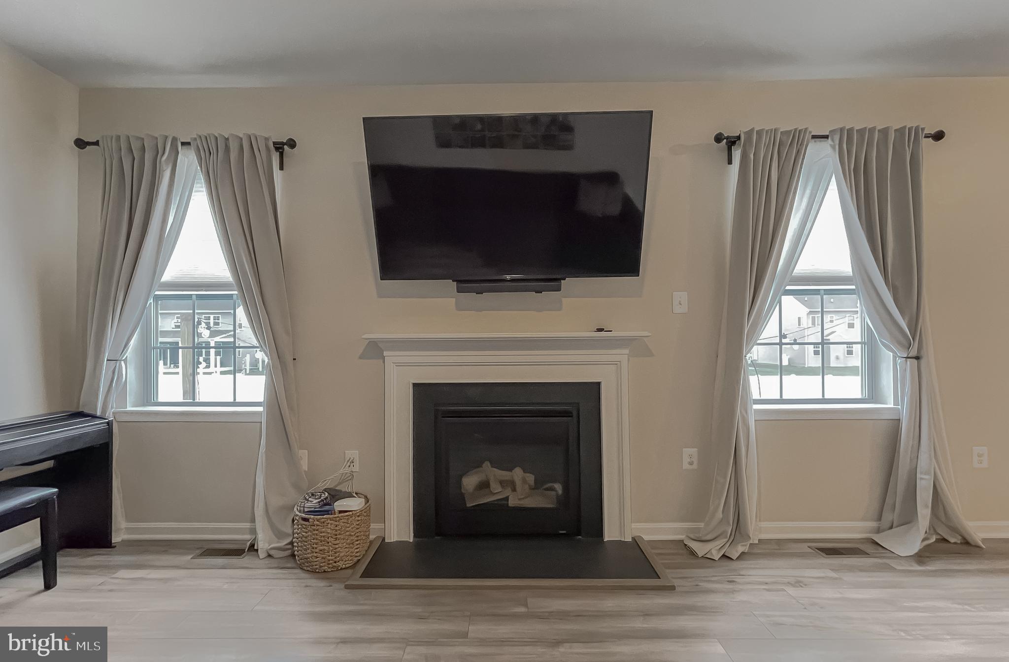 CLARK'S REST - Residential Lease