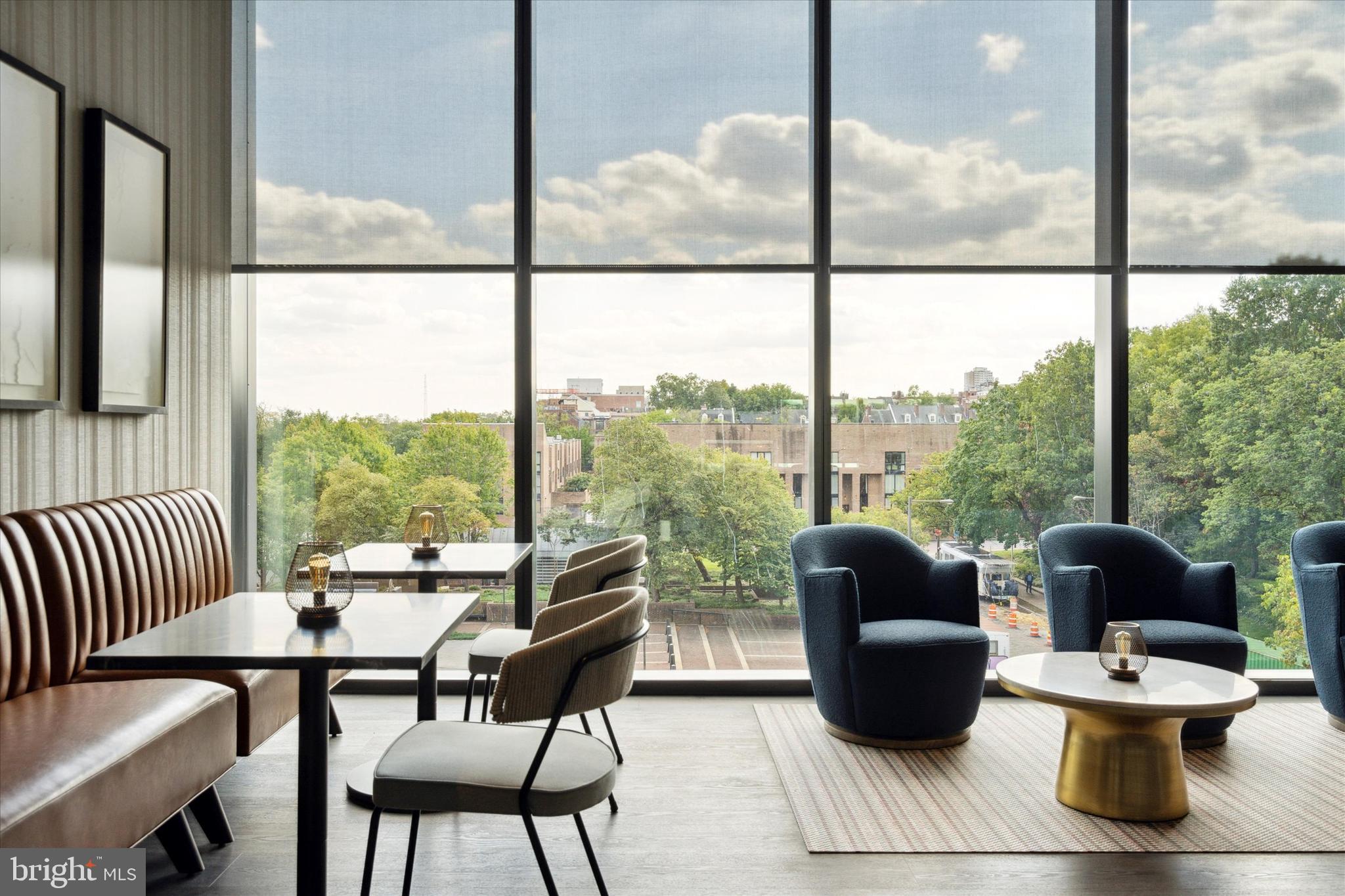 SOCIETY HILL - Residential Lease