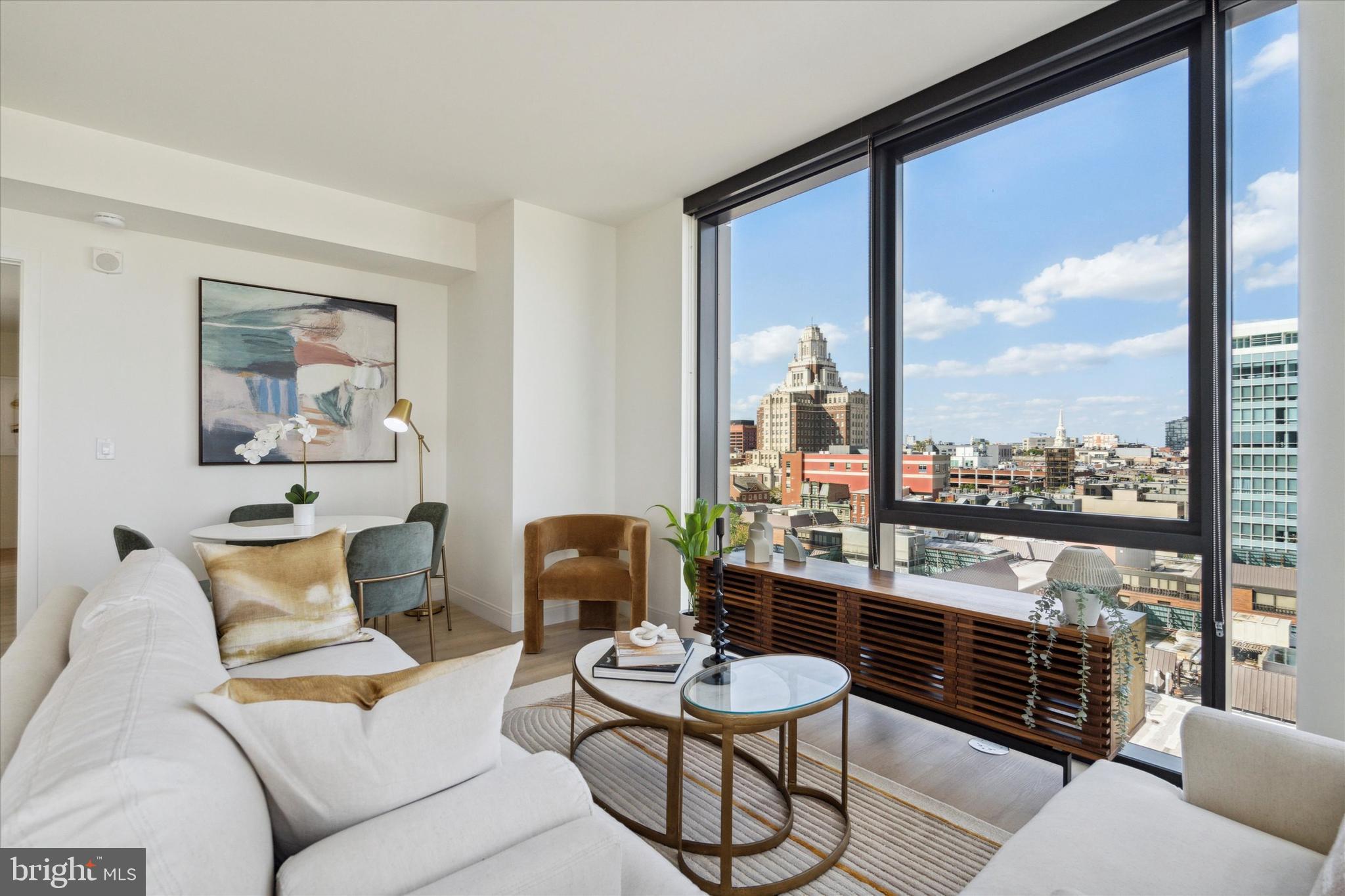 SOCIETY HILL - Residential Lease