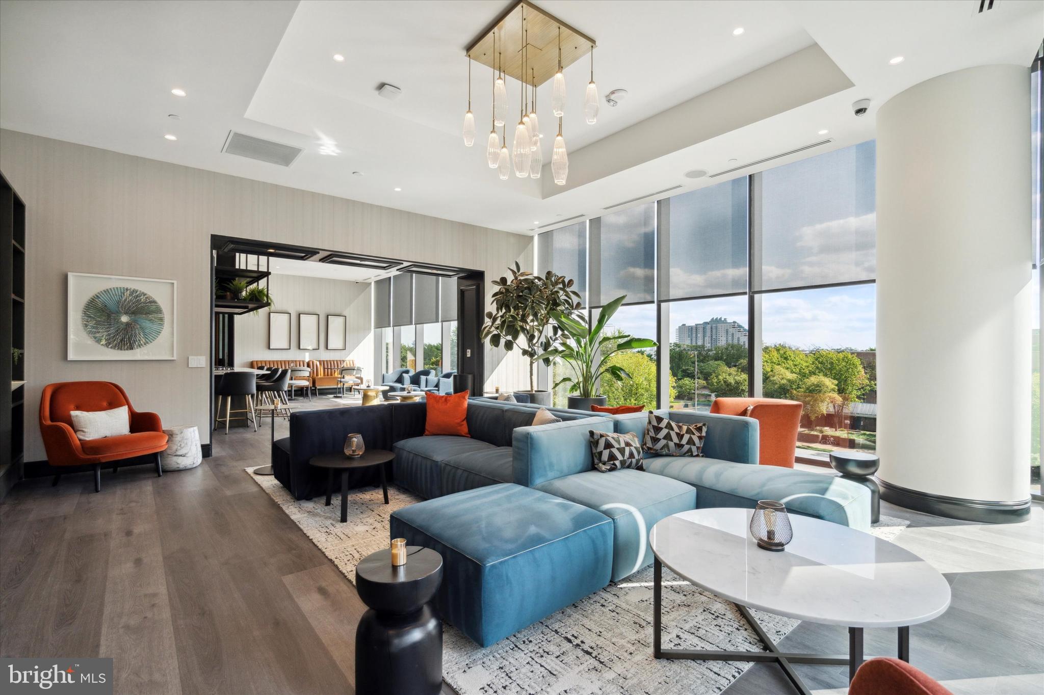 SOCIETY HILL - Residential Lease