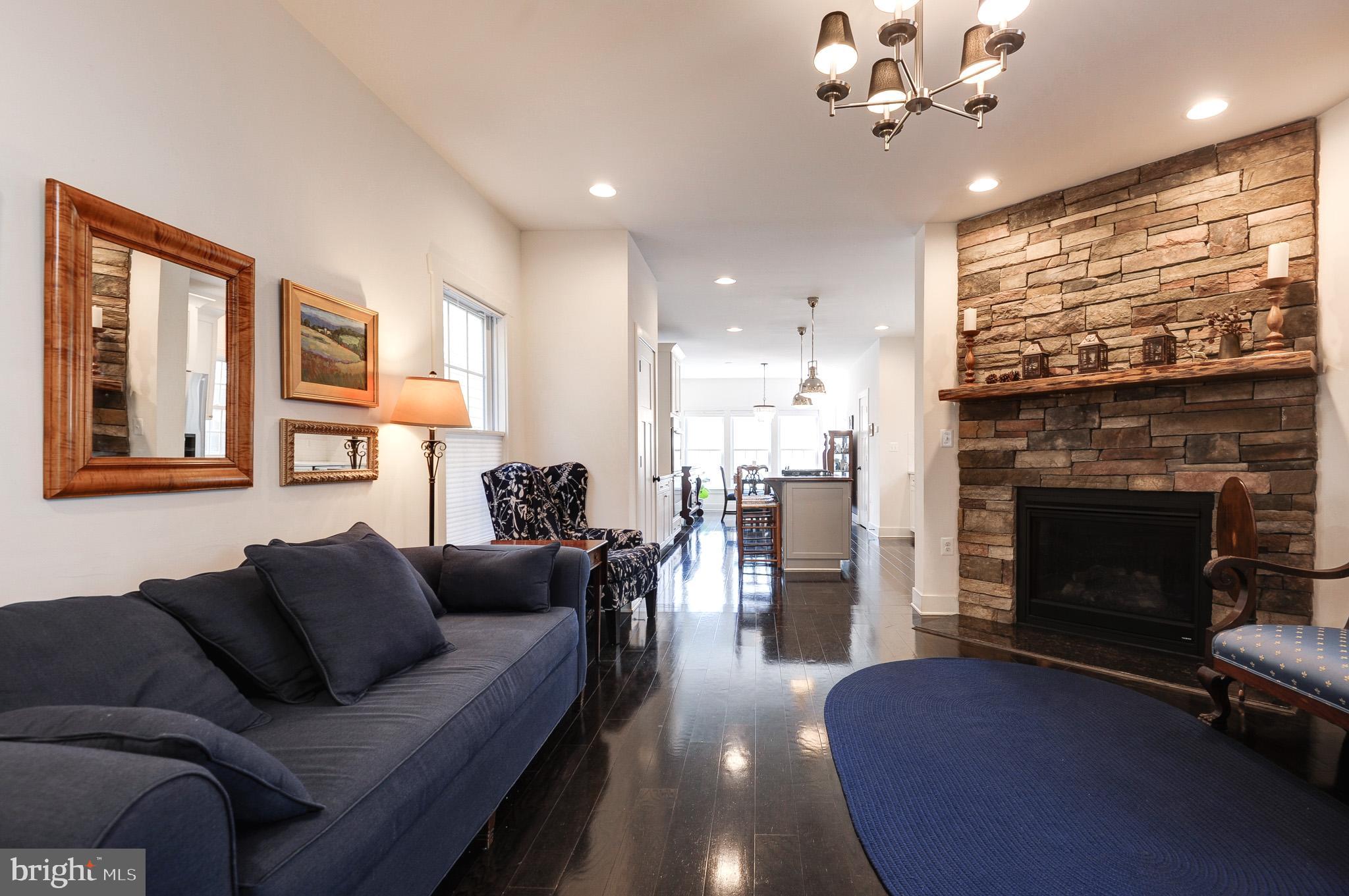 FAIRVIEW - Residential