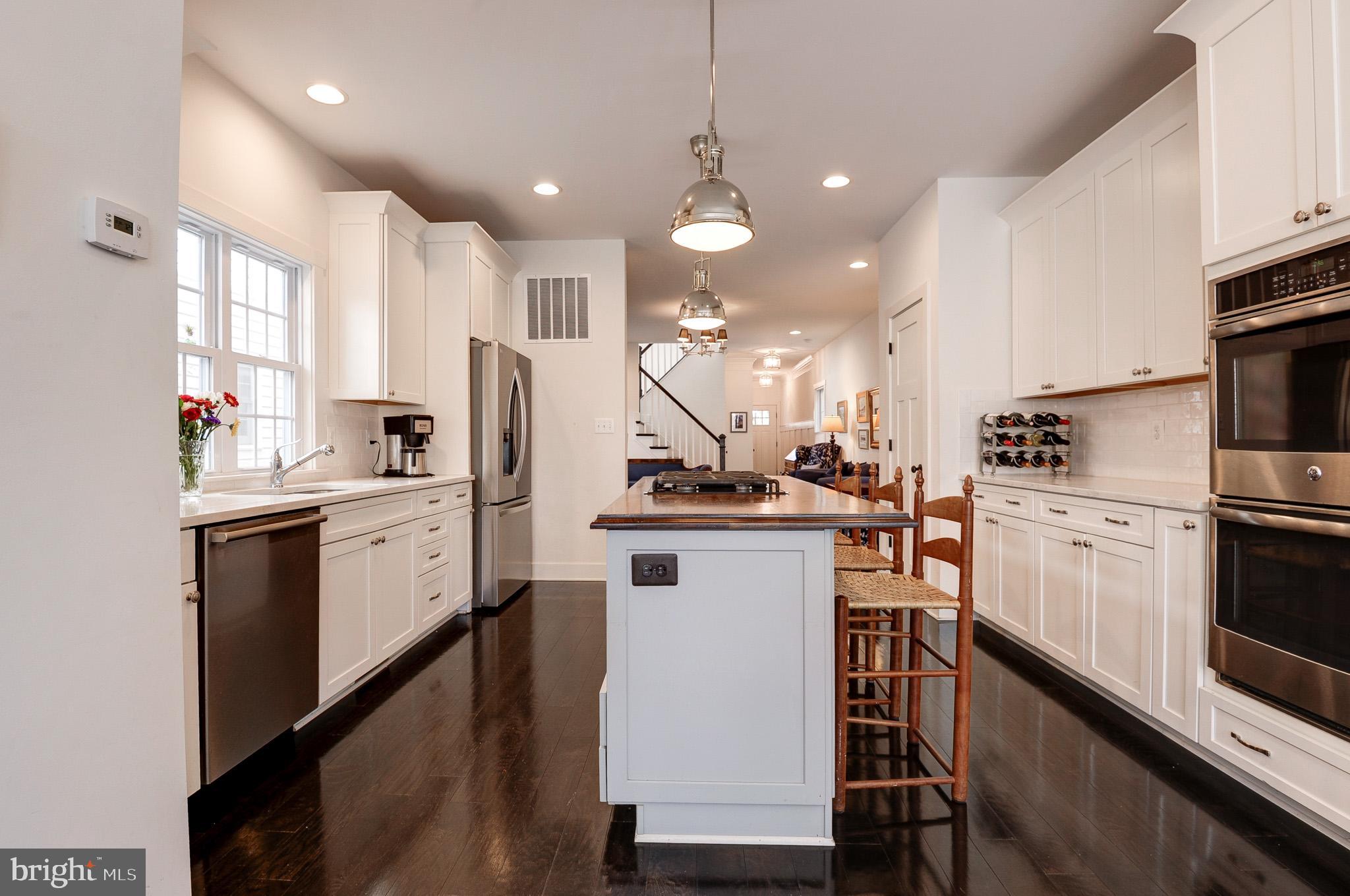 FAIRVIEW - Residential