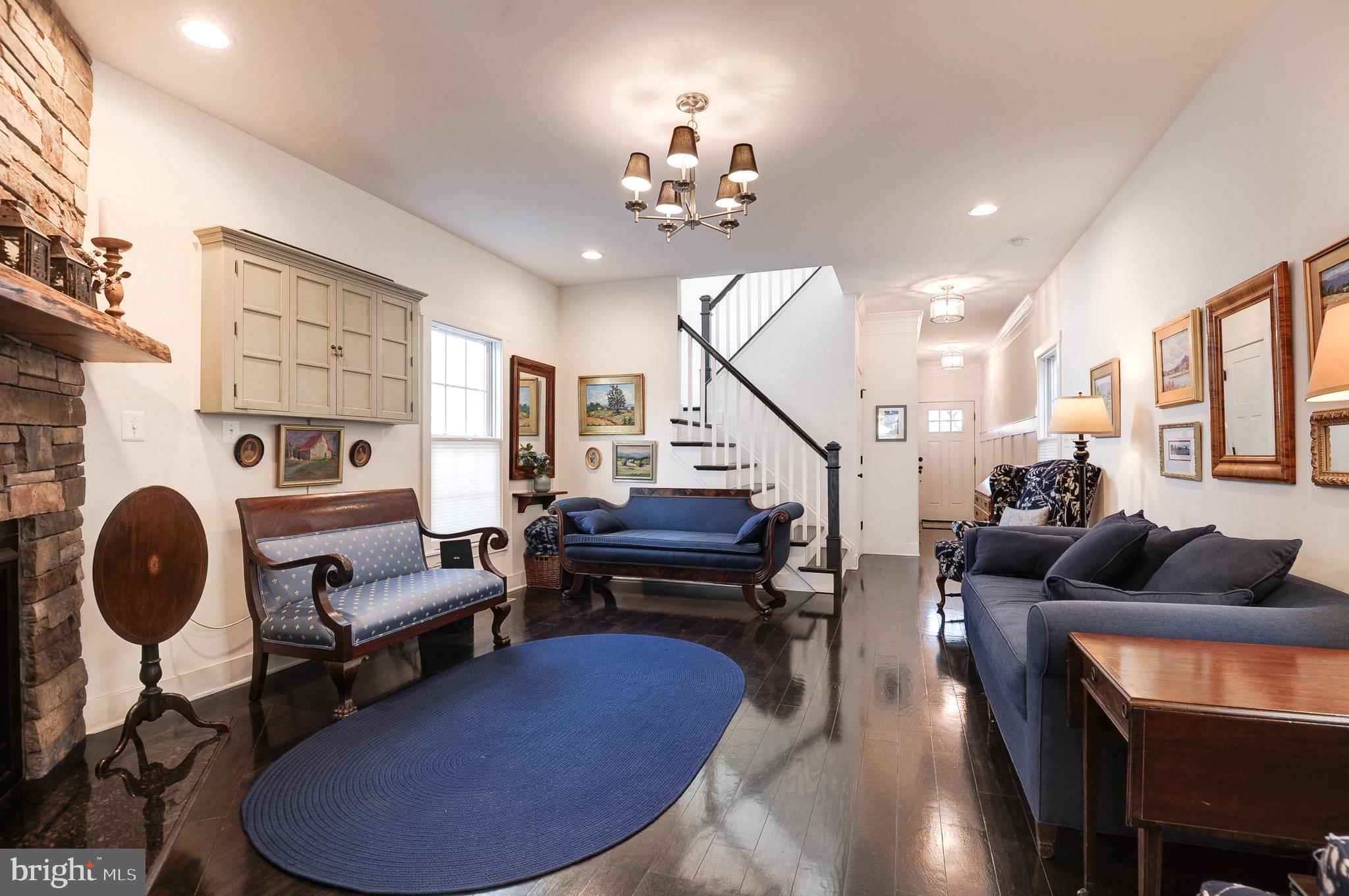 FAIRVIEW - Residential