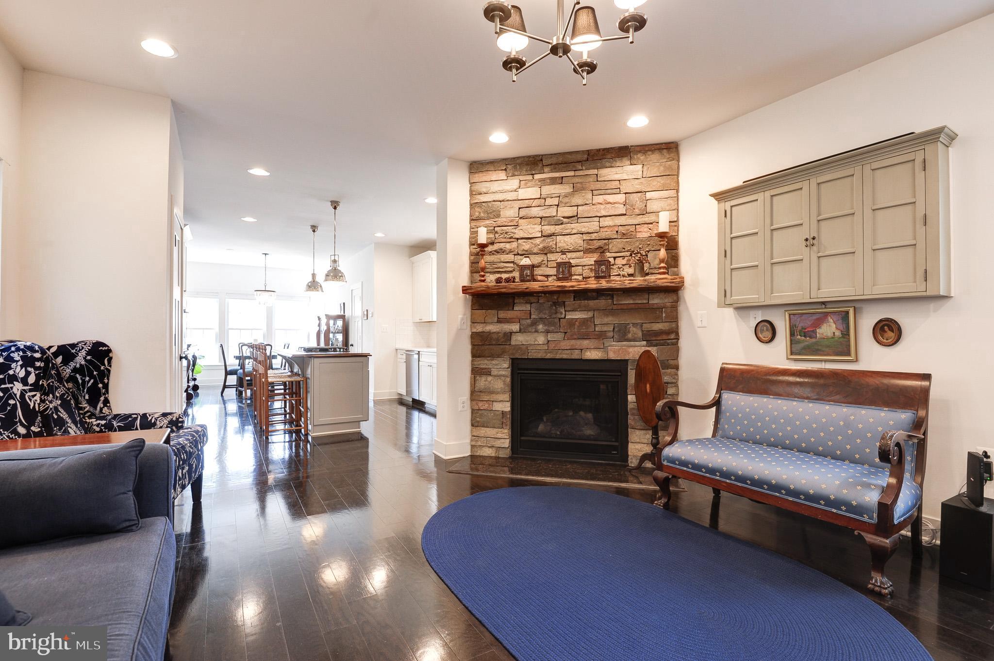 FAIRVIEW - Residential