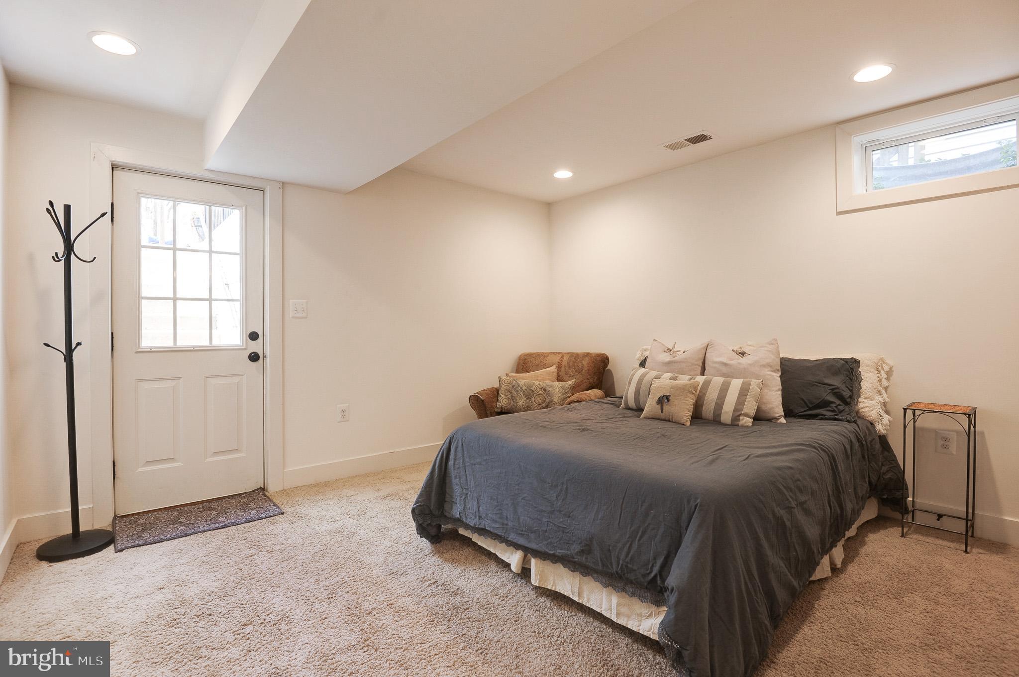 FAIRVIEW - Residential