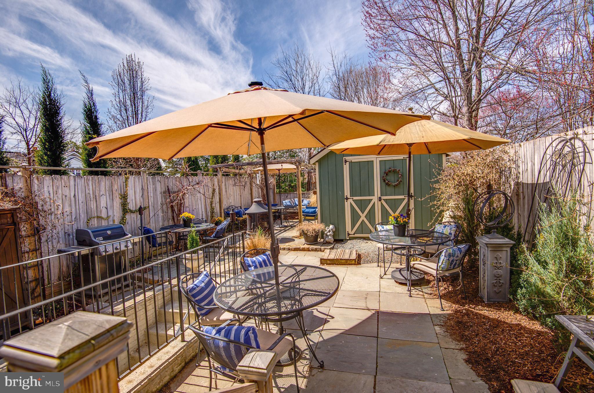 FAIRVIEW - Residential