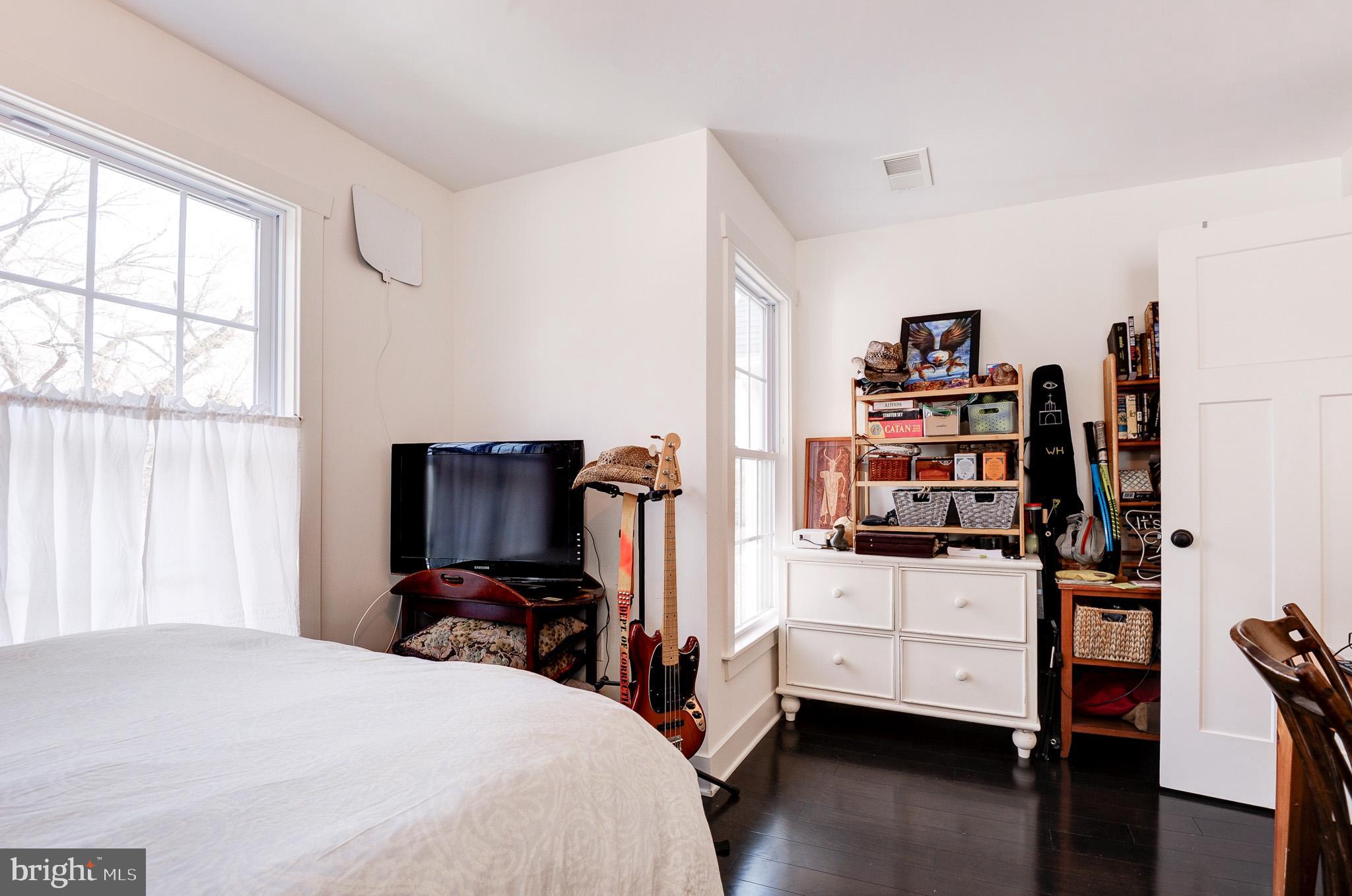 FAIRVIEW - Residential