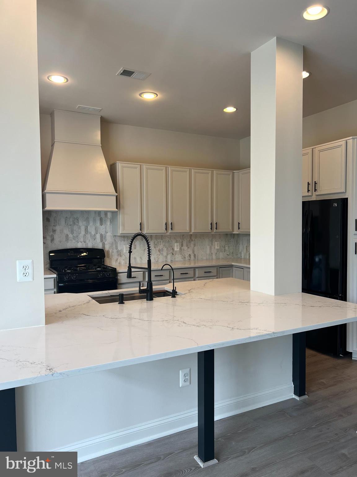 BRAMBLETON - Residential Lease