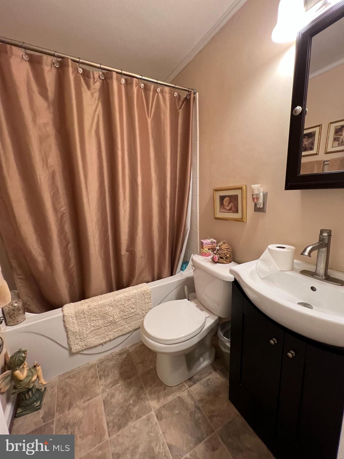 DOWNING ESTATES - Residential