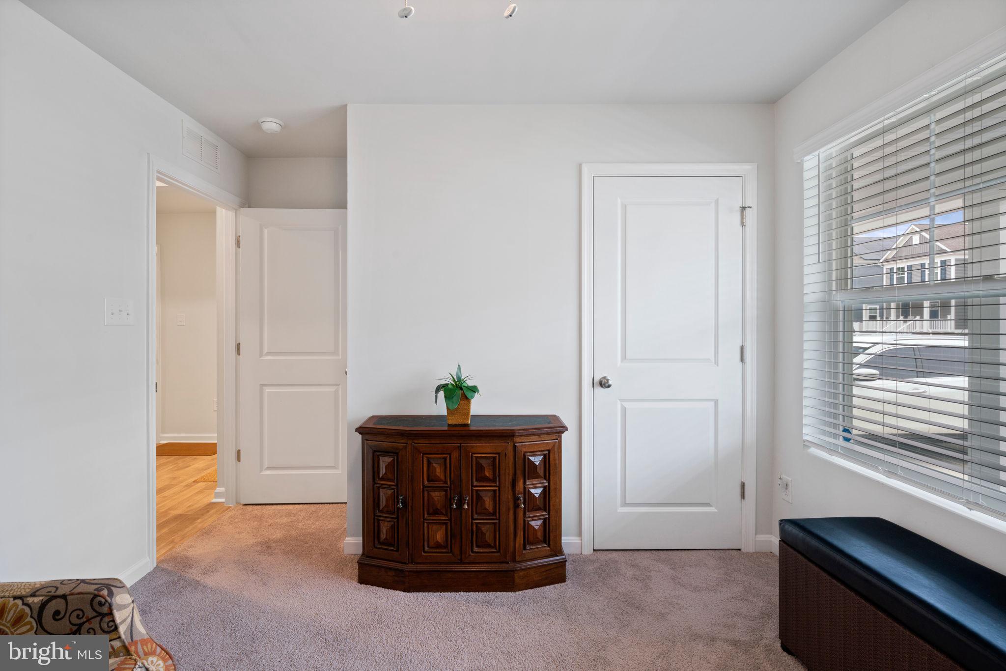 LADYSMITH VILLAGE - Residential