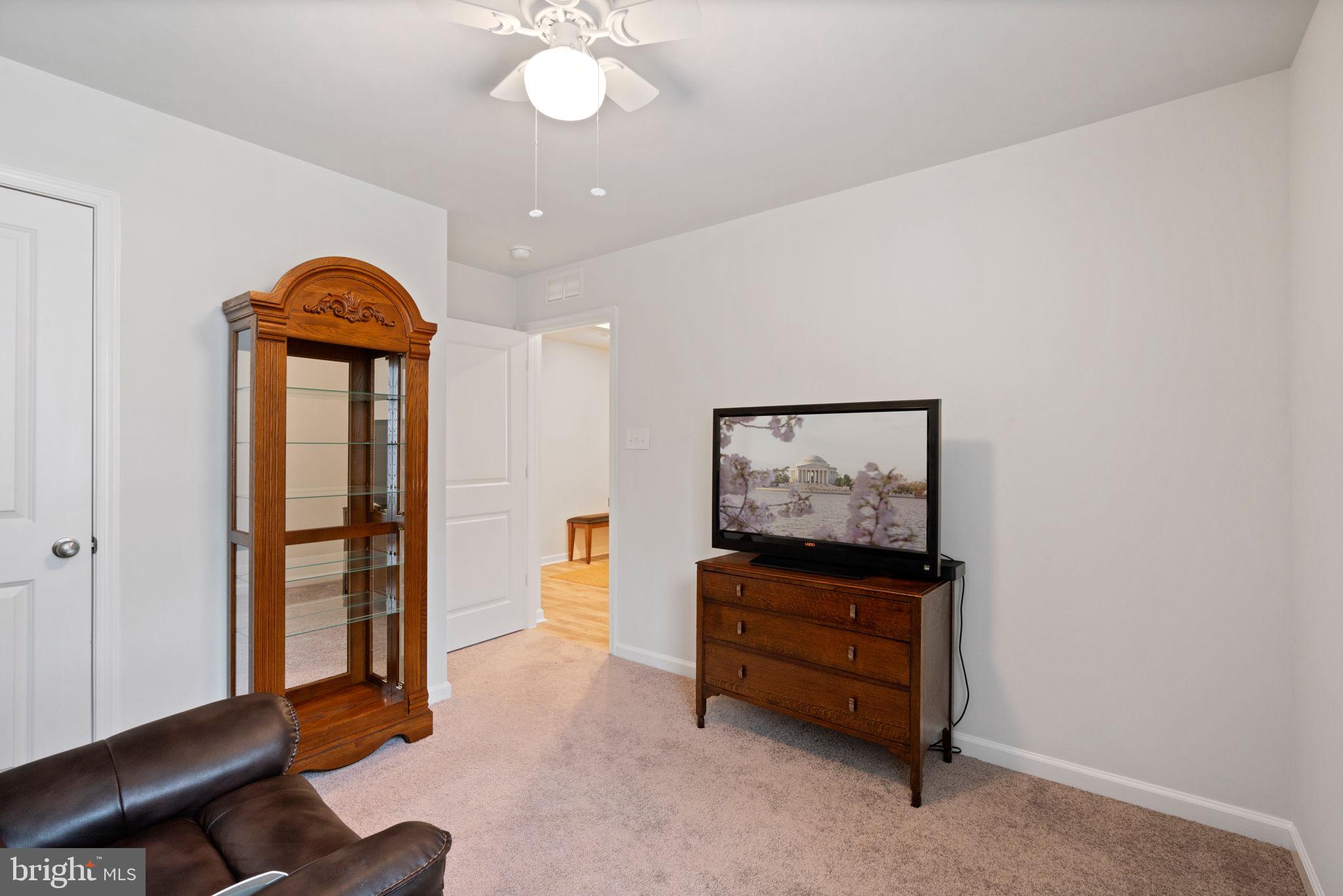 LADYSMITH VILLAGE - Residential