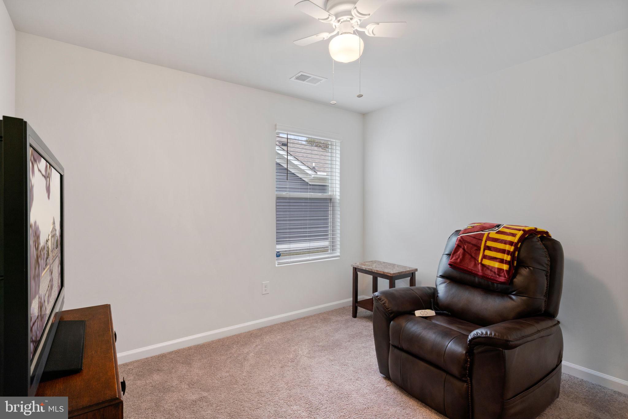 LADYSMITH VILLAGE - Residential