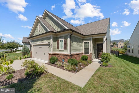 Photo of 16132 Pink Poppy Way, HAYMARKET, VA 20169 (MLS # VAPW2132482)