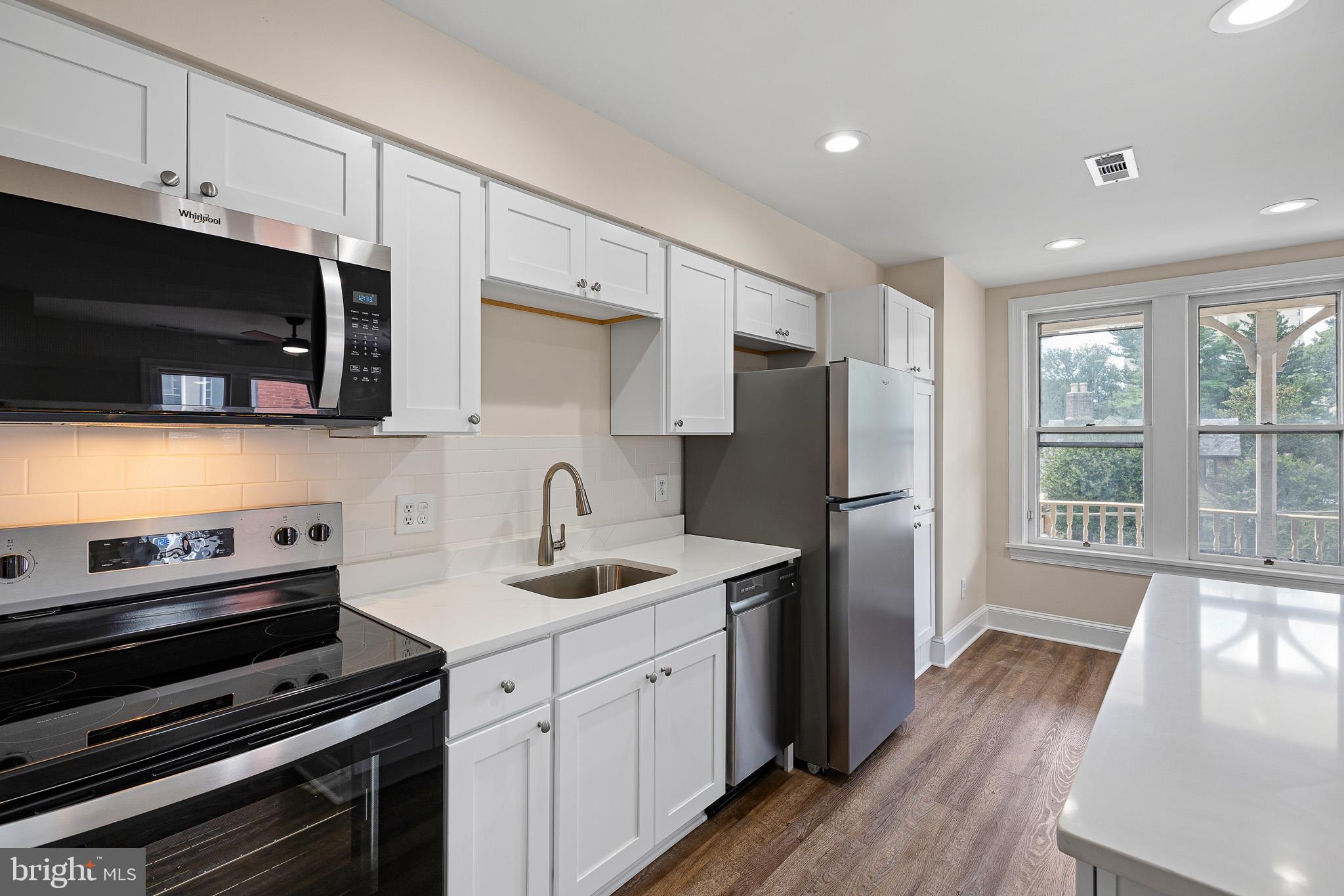 1306 W 13TH STREET UNIT 2