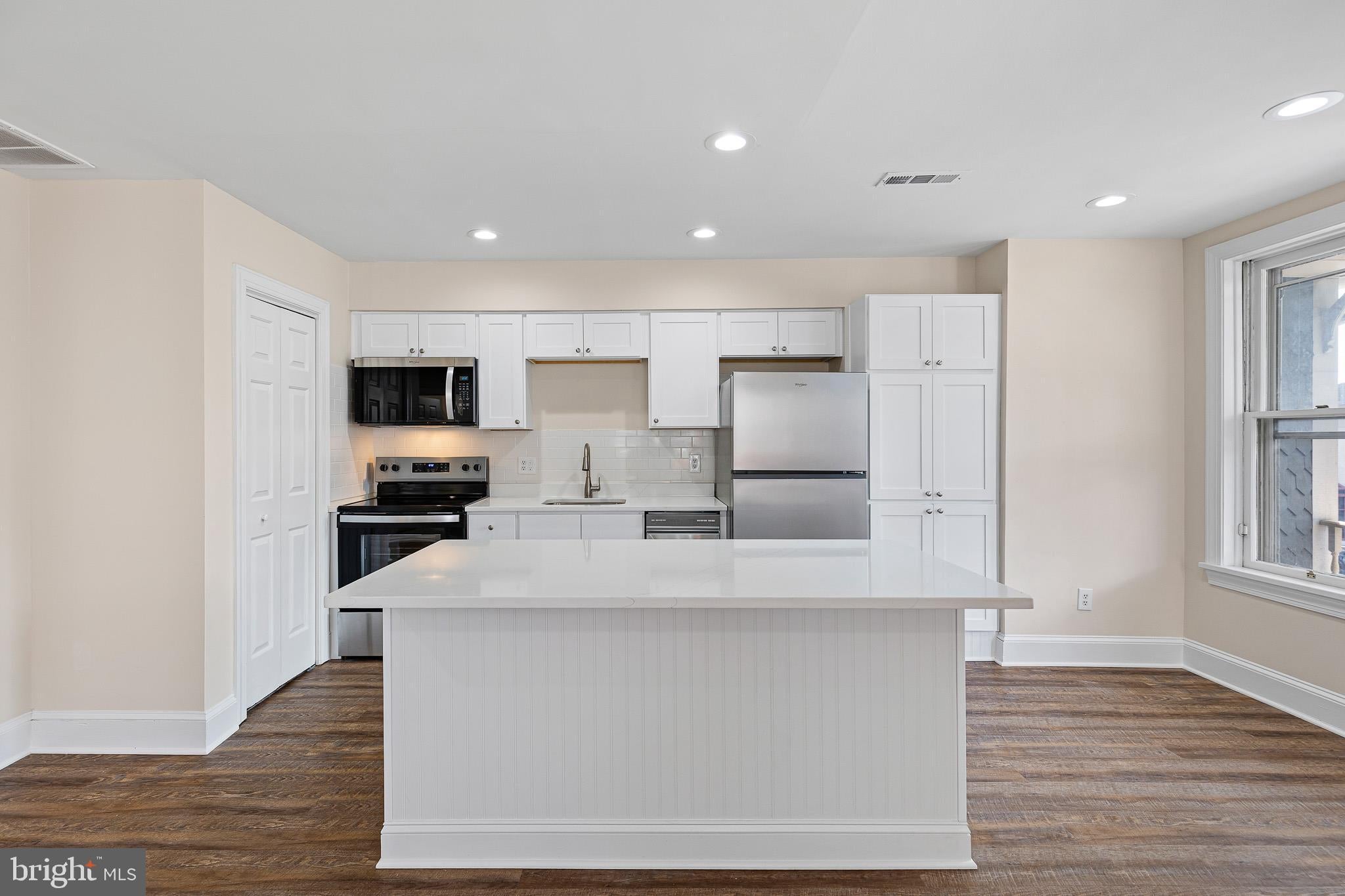 1306 W 13TH STREET UNIT 2