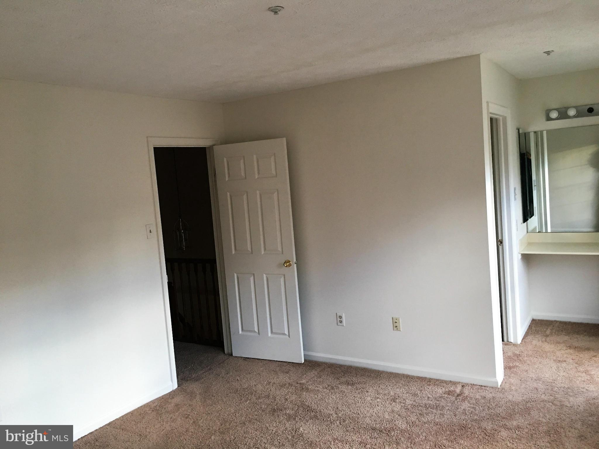 SOUTHLAKE PLAT 6 - Residential Lease