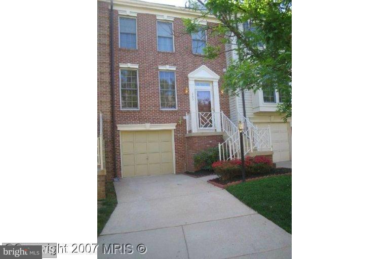 SOUTHLAKE PLAT 6 - Residential Lease