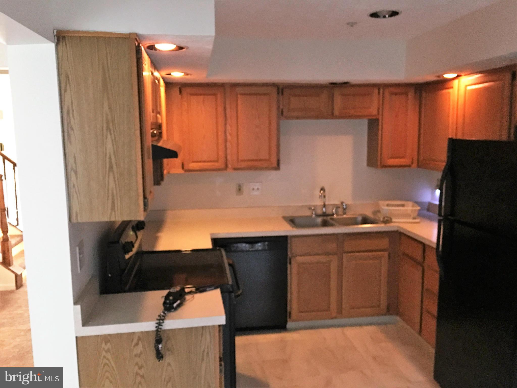 SOUTHLAKE PLAT 6 - Residential Lease