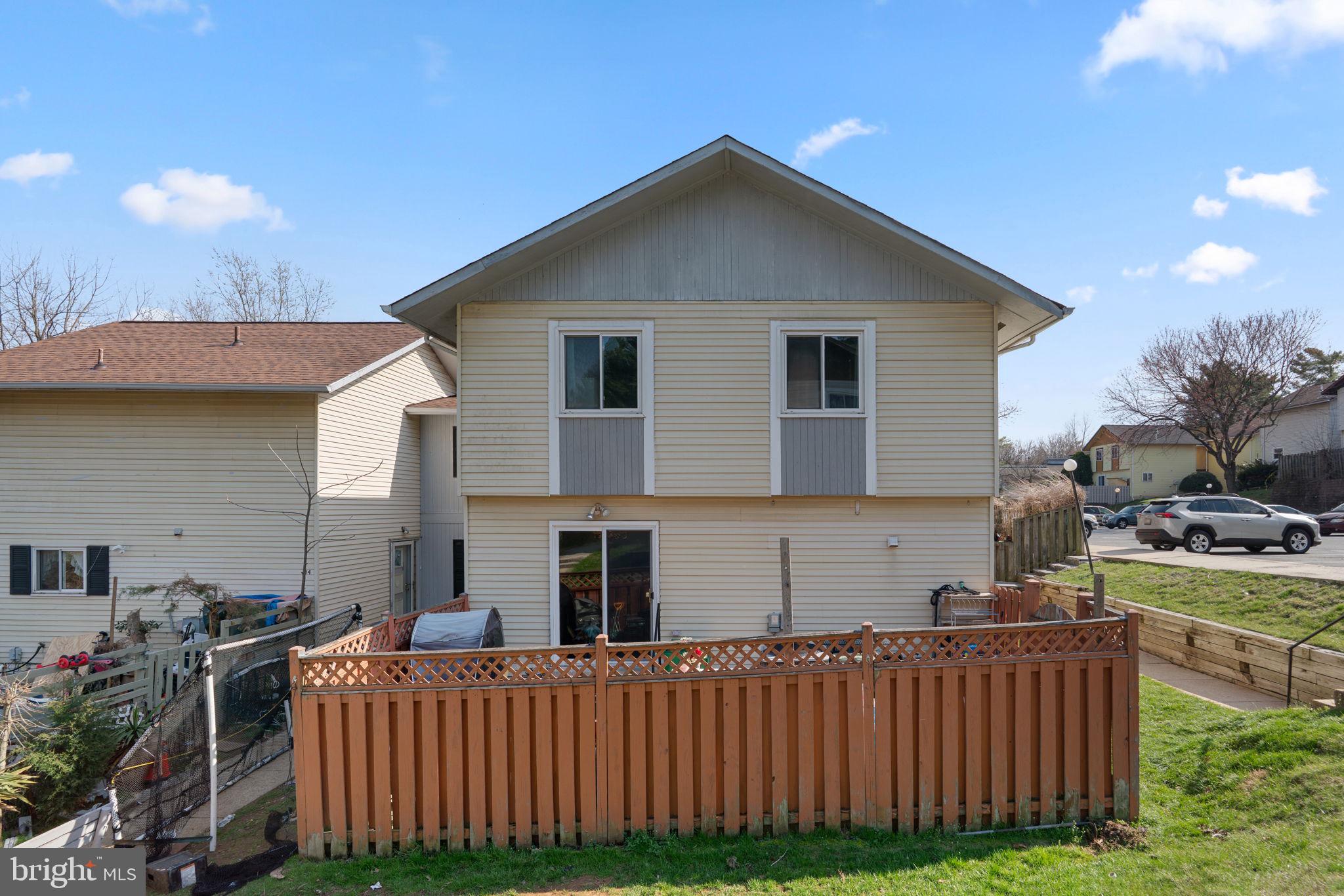 NEWPORT ESTATES - Residential