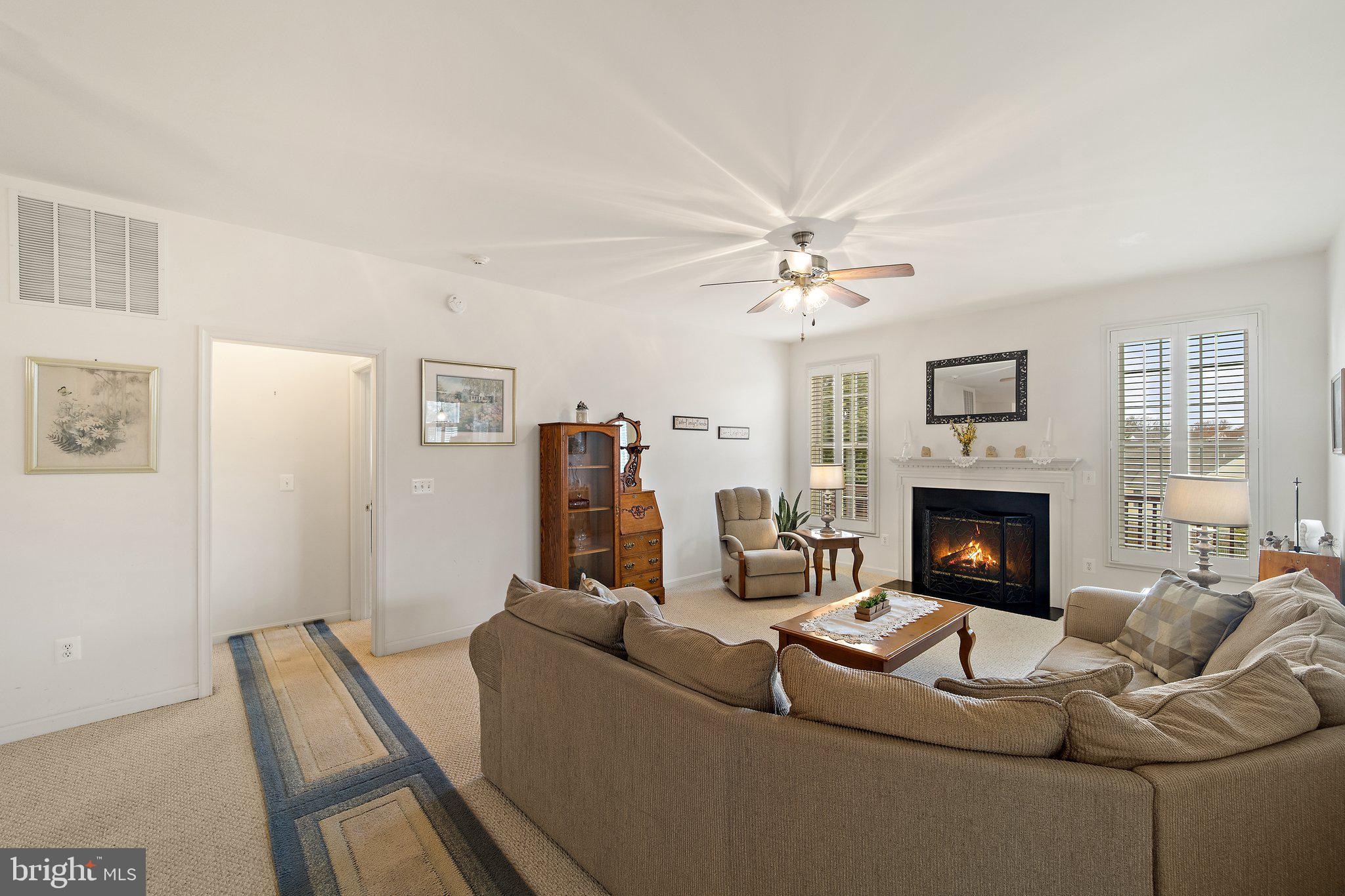 REDWOOD LAKES - Residential