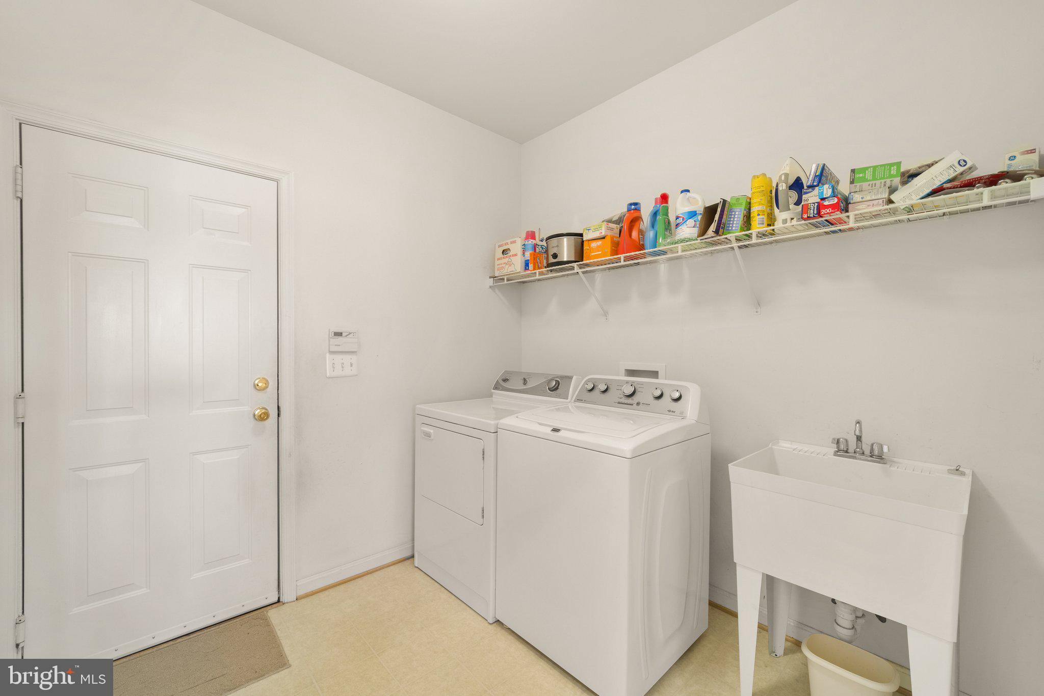 REDWOOD LAKES - Residential