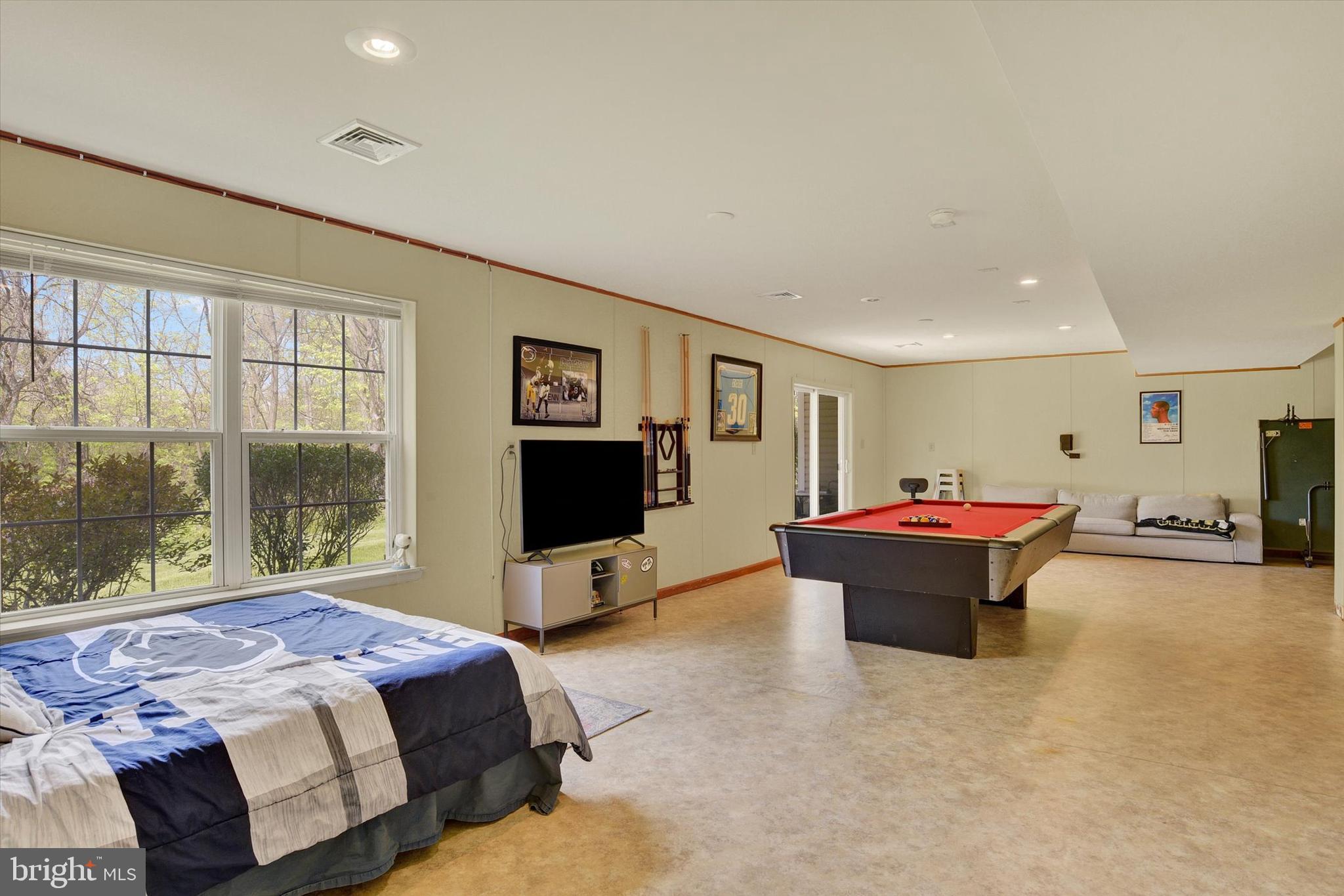 HUMMELSTOWN - Residential