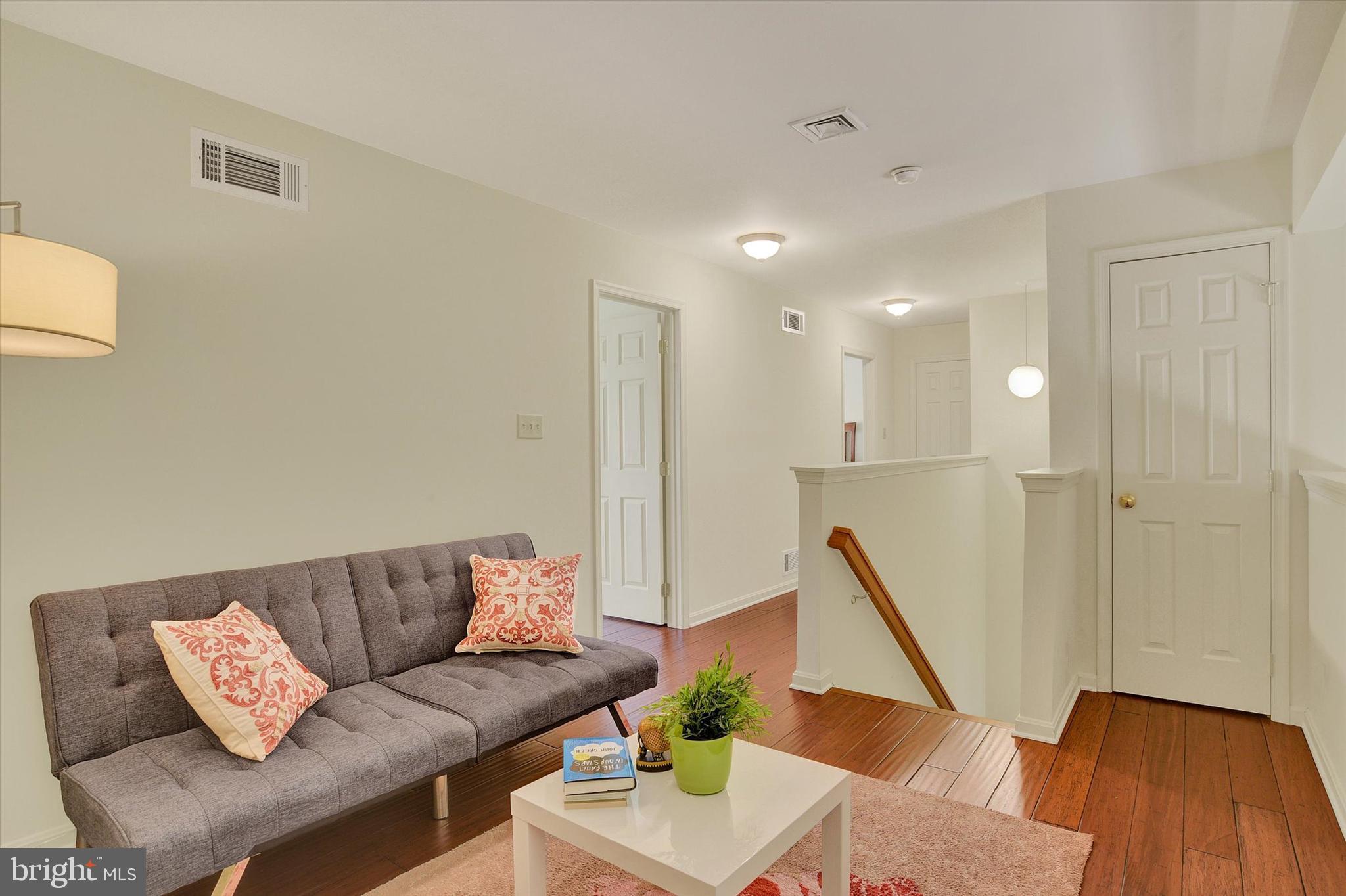 HUMMELSTOWN - Residential