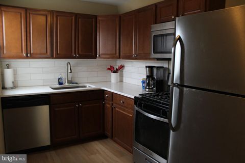 214 SCAMMELL DRIVE BROWNS MILLS NJ 08015