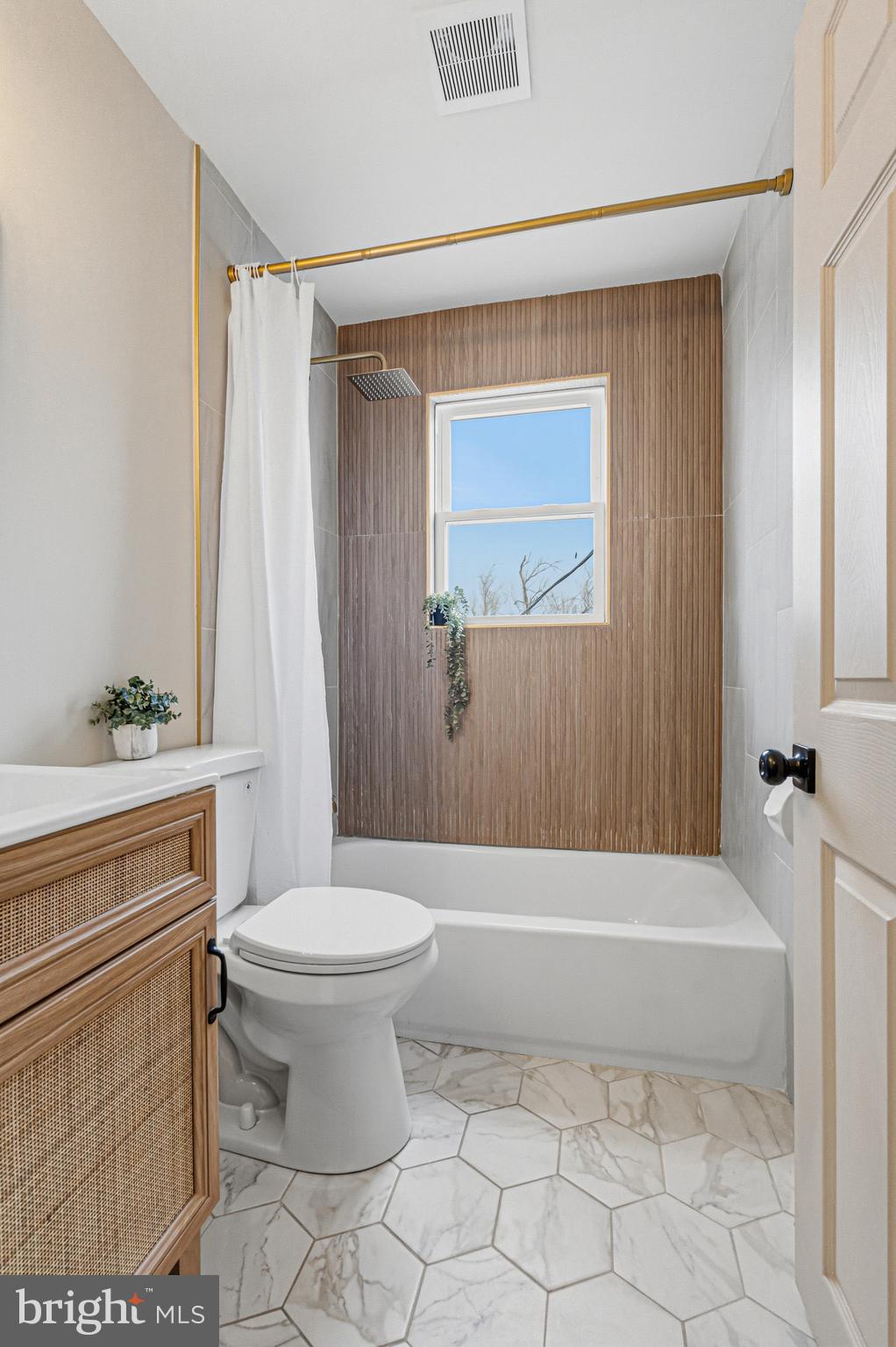 CURTIS BAY - Residential