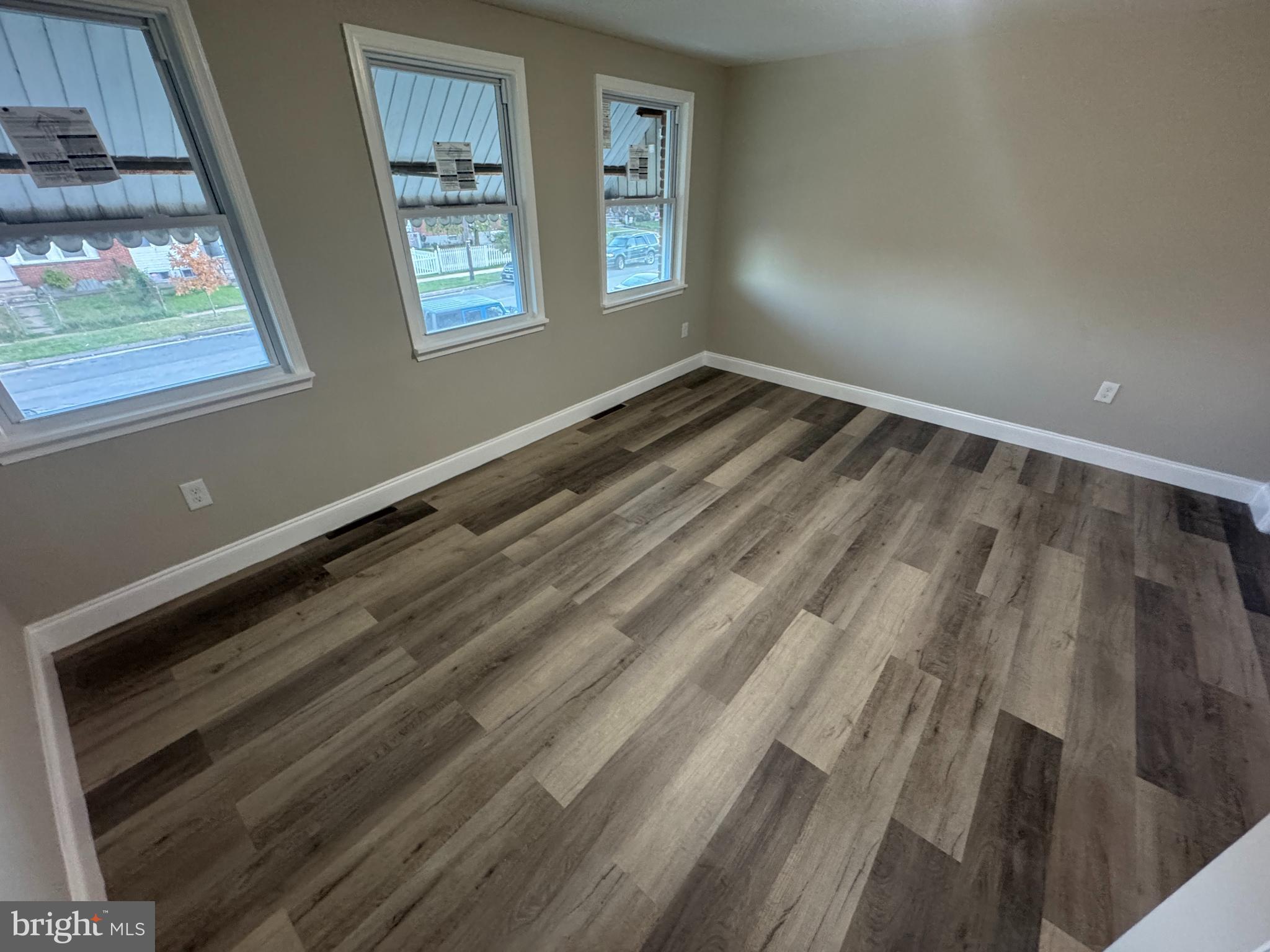 EASTWOOD HEIGHTS - Residential Lease