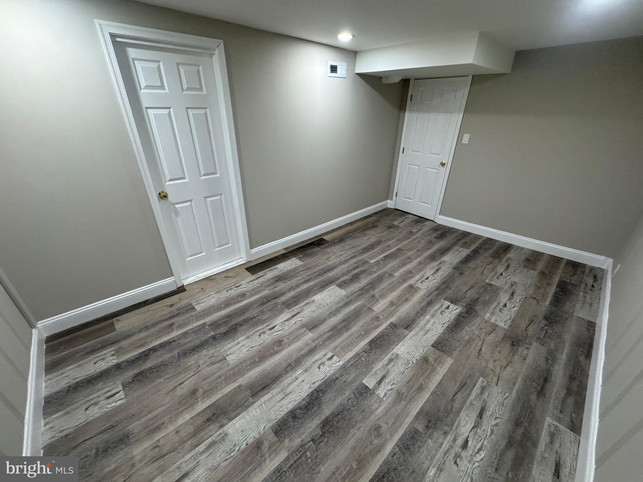 EASTWOOD HEIGHTS - Residential Lease