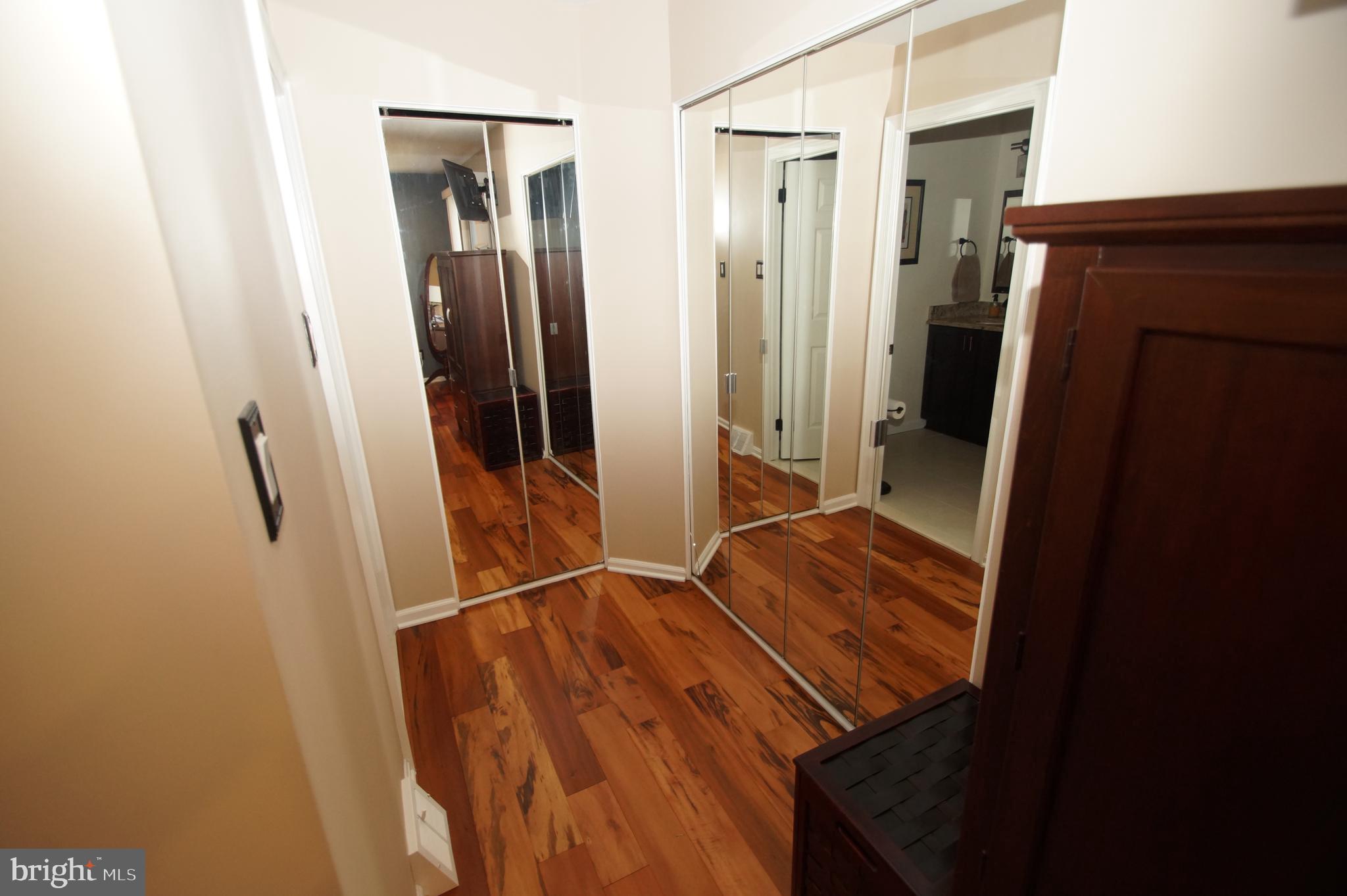 VILLAGE SHIRES - Residential