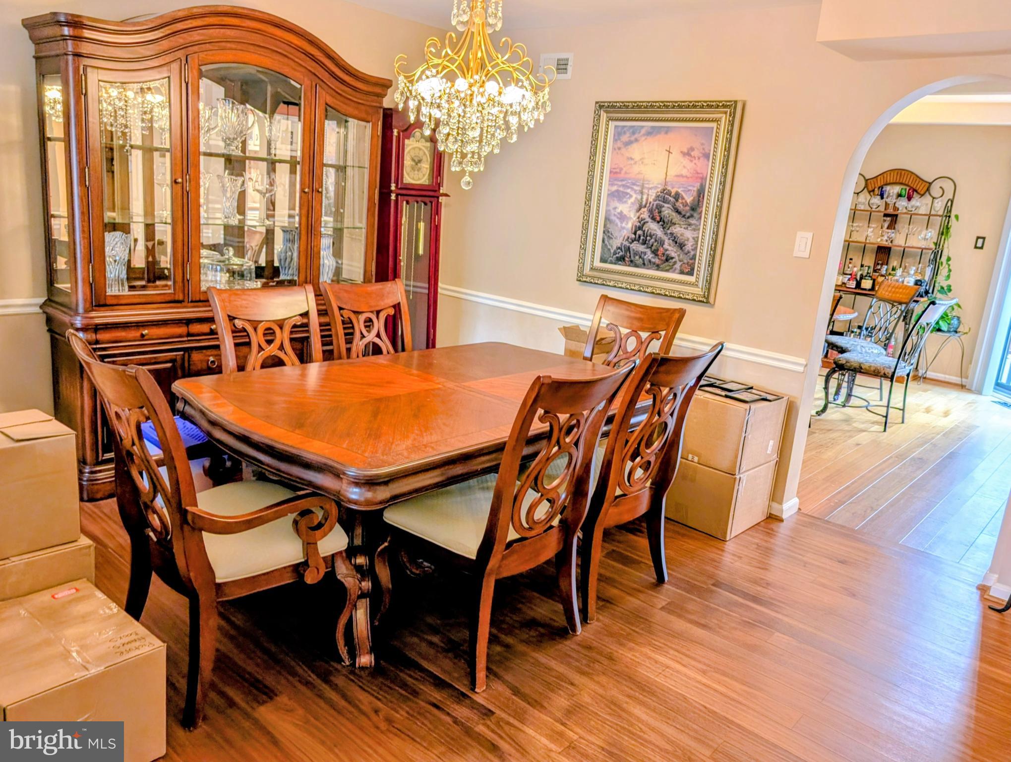 VILLAGE SHIRES - Residential