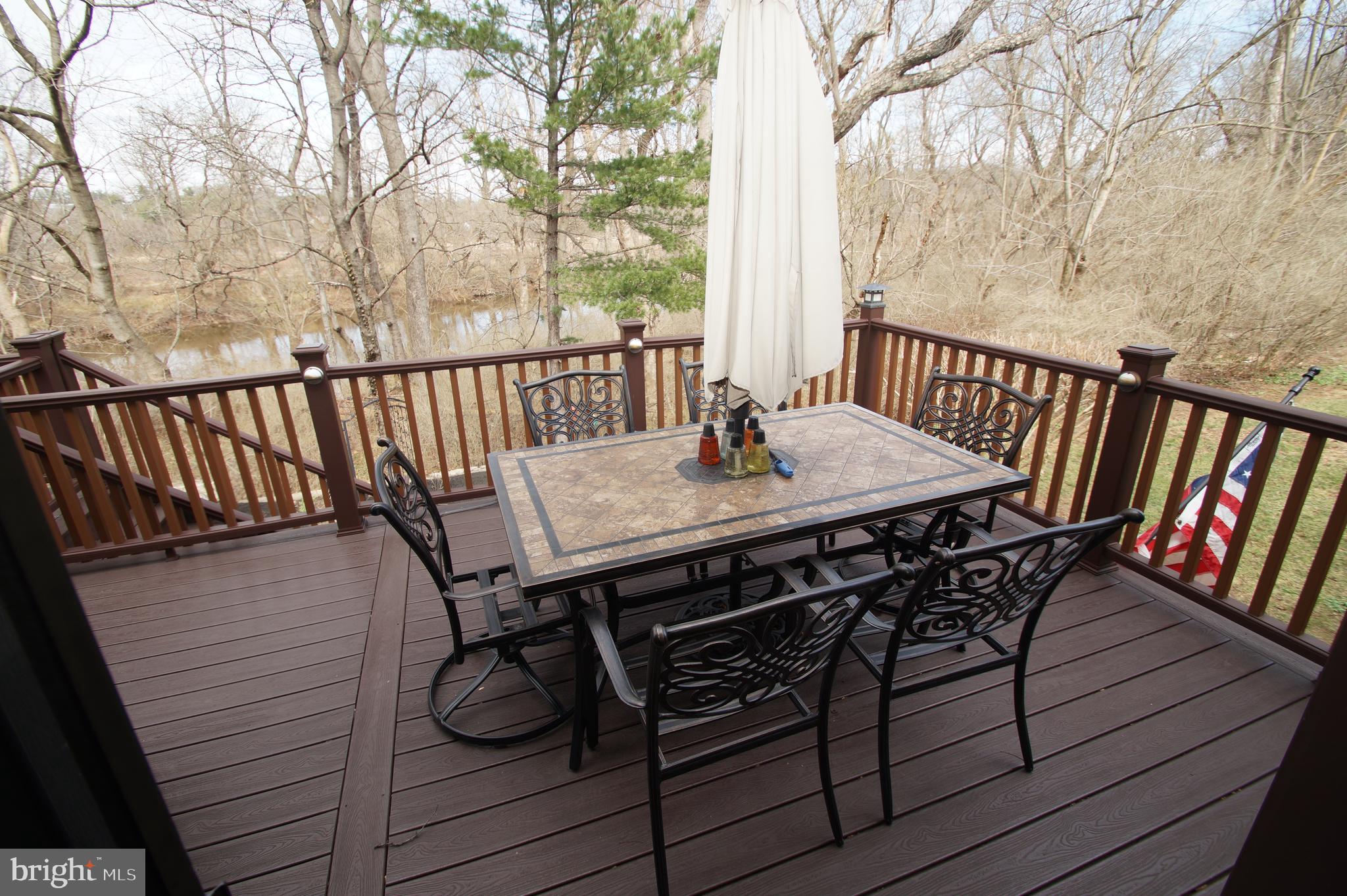 VILLAGE SHIRES - Residential