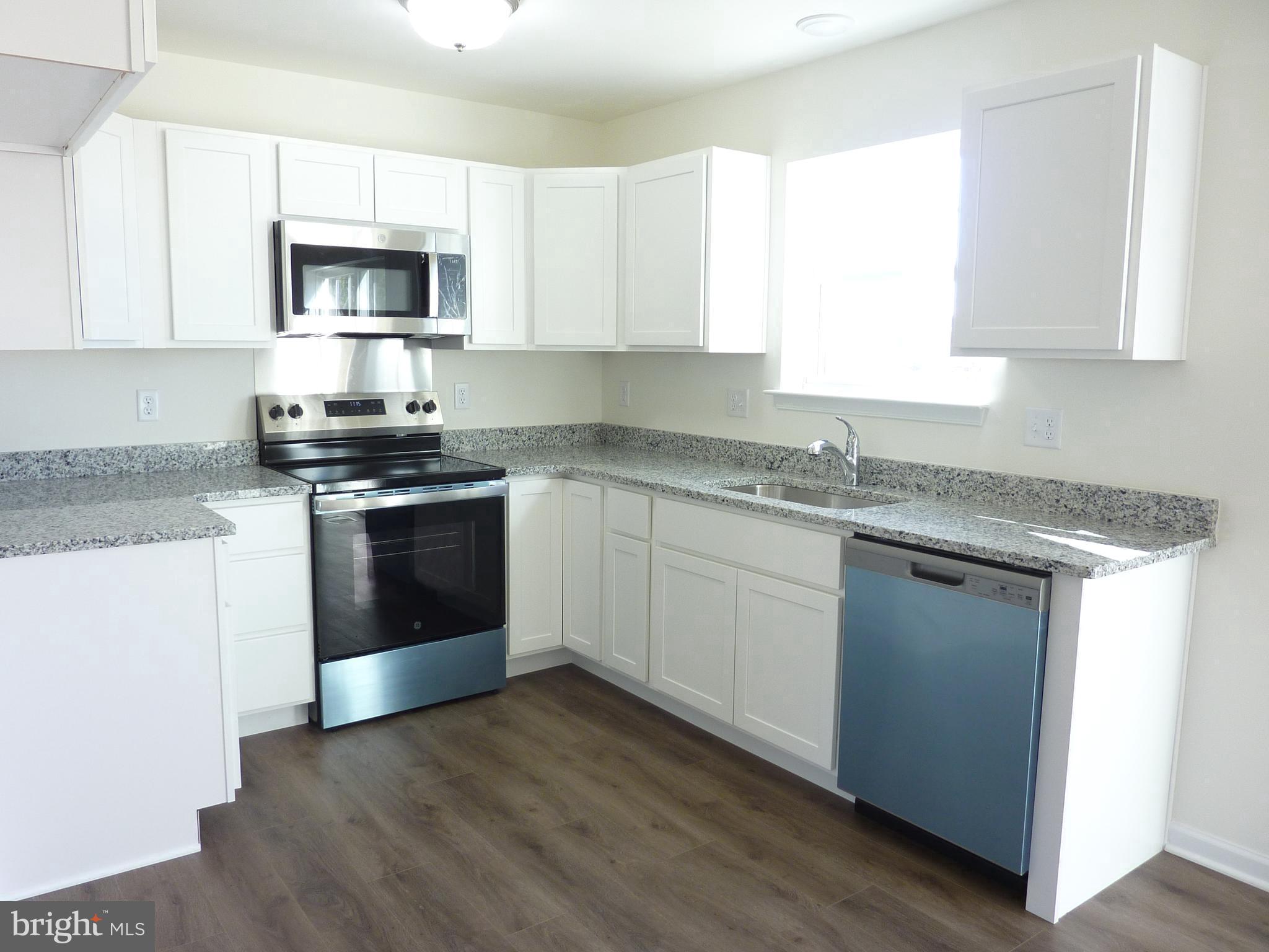 CAMBRIA VILLAGE - Residential