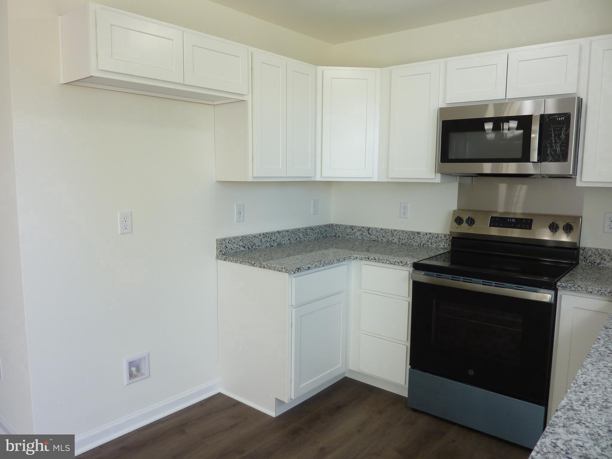 CAMBRIA VILLAGE - Residential