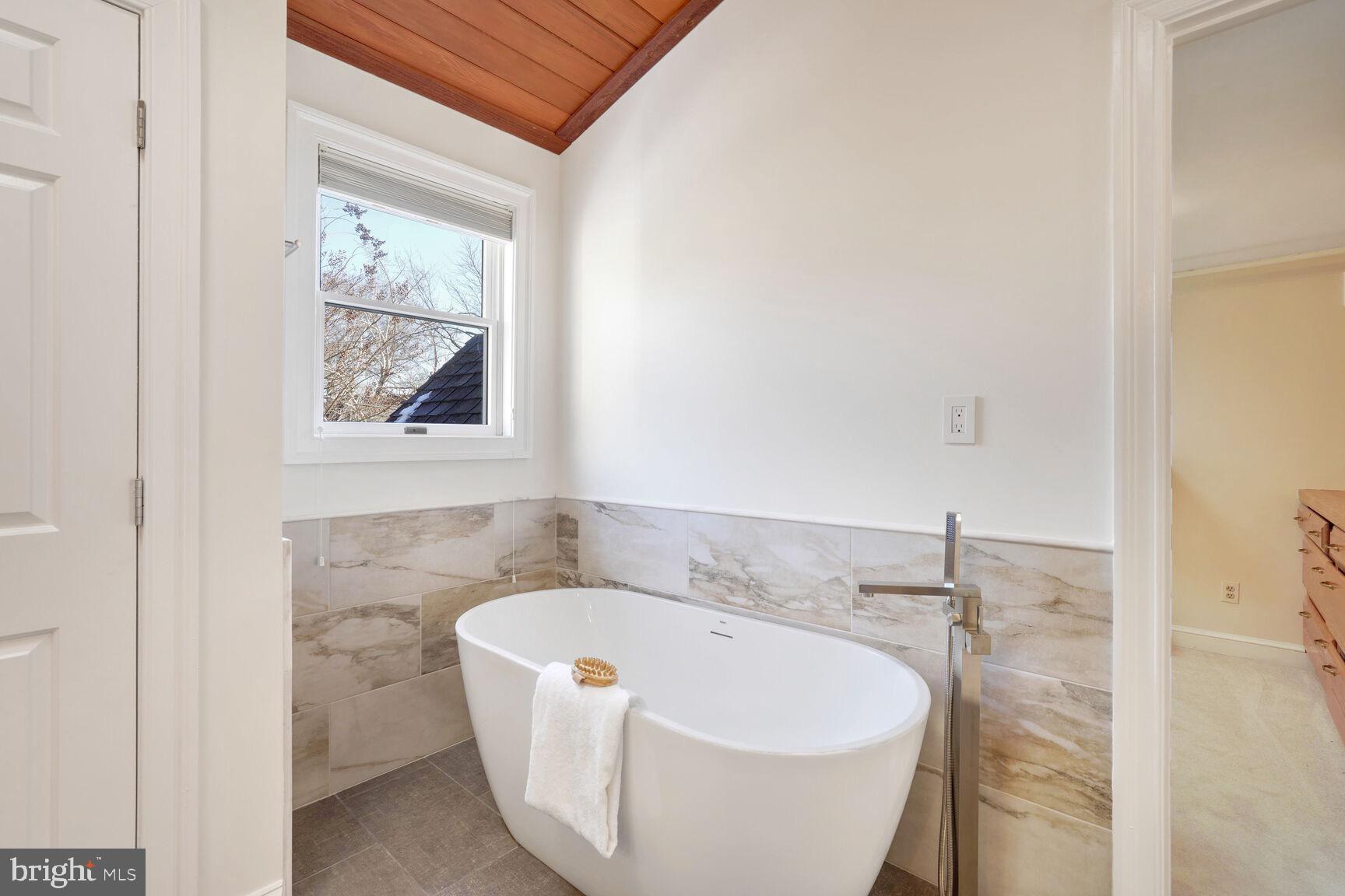 CABIN JOHN PARK - Residential