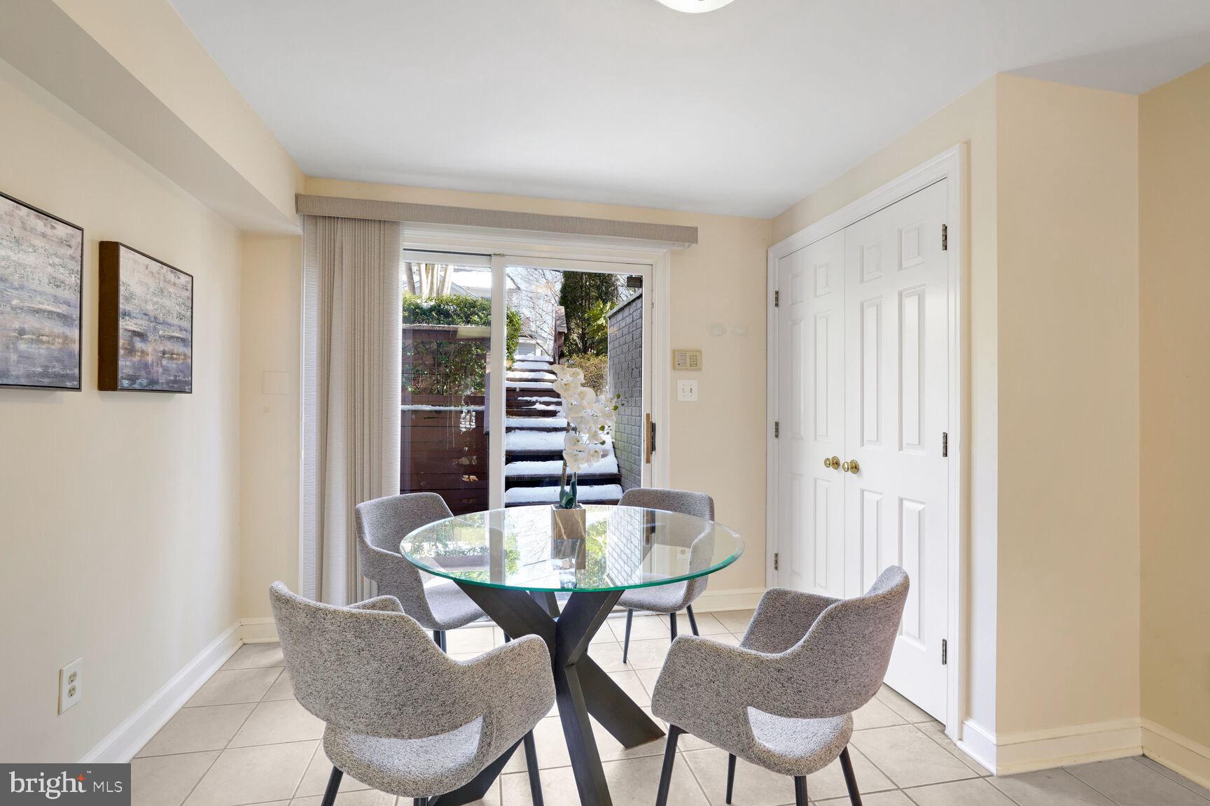 CABIN JOHN PARK - Residential