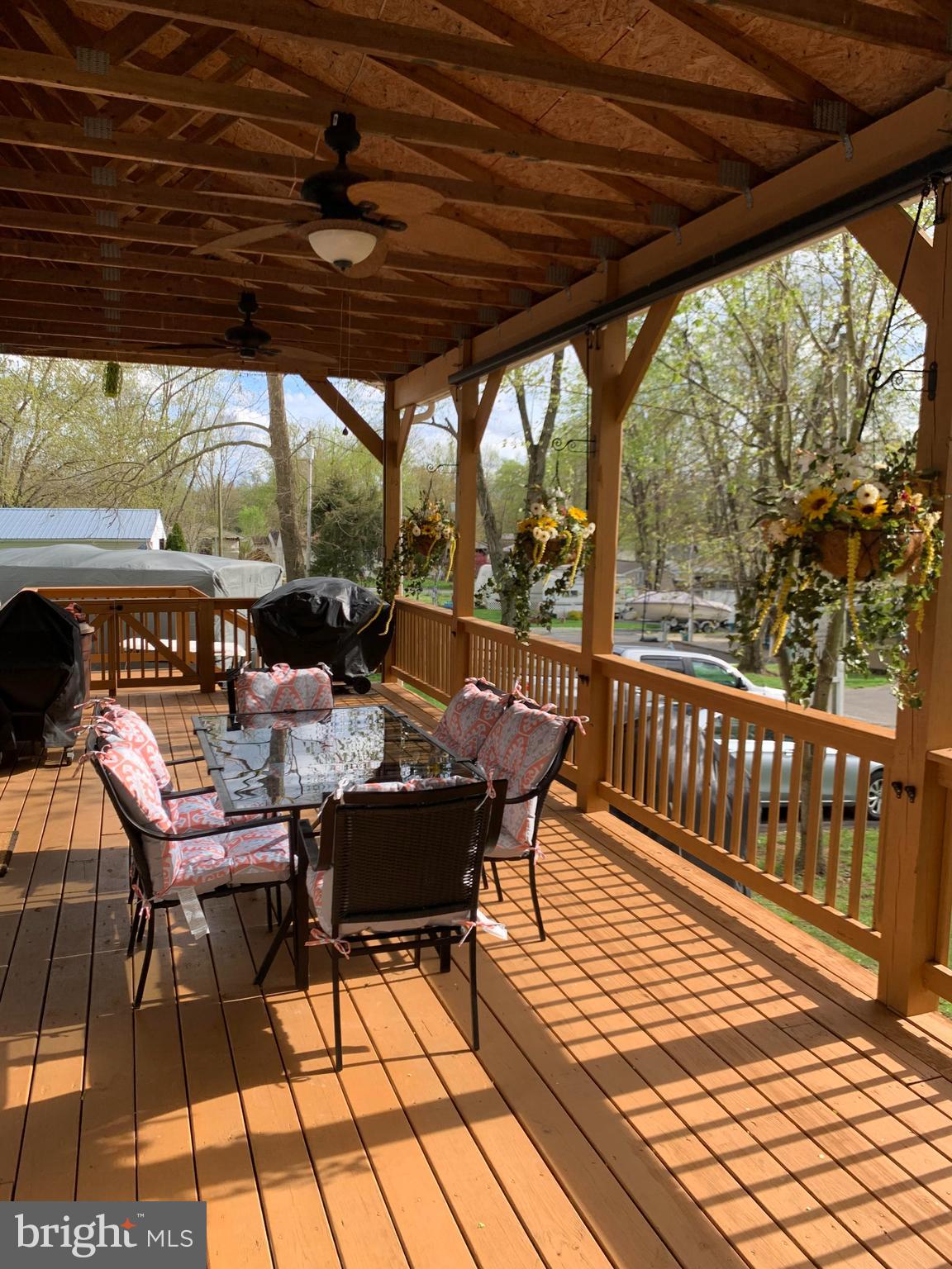 RIVER BEND - Residential