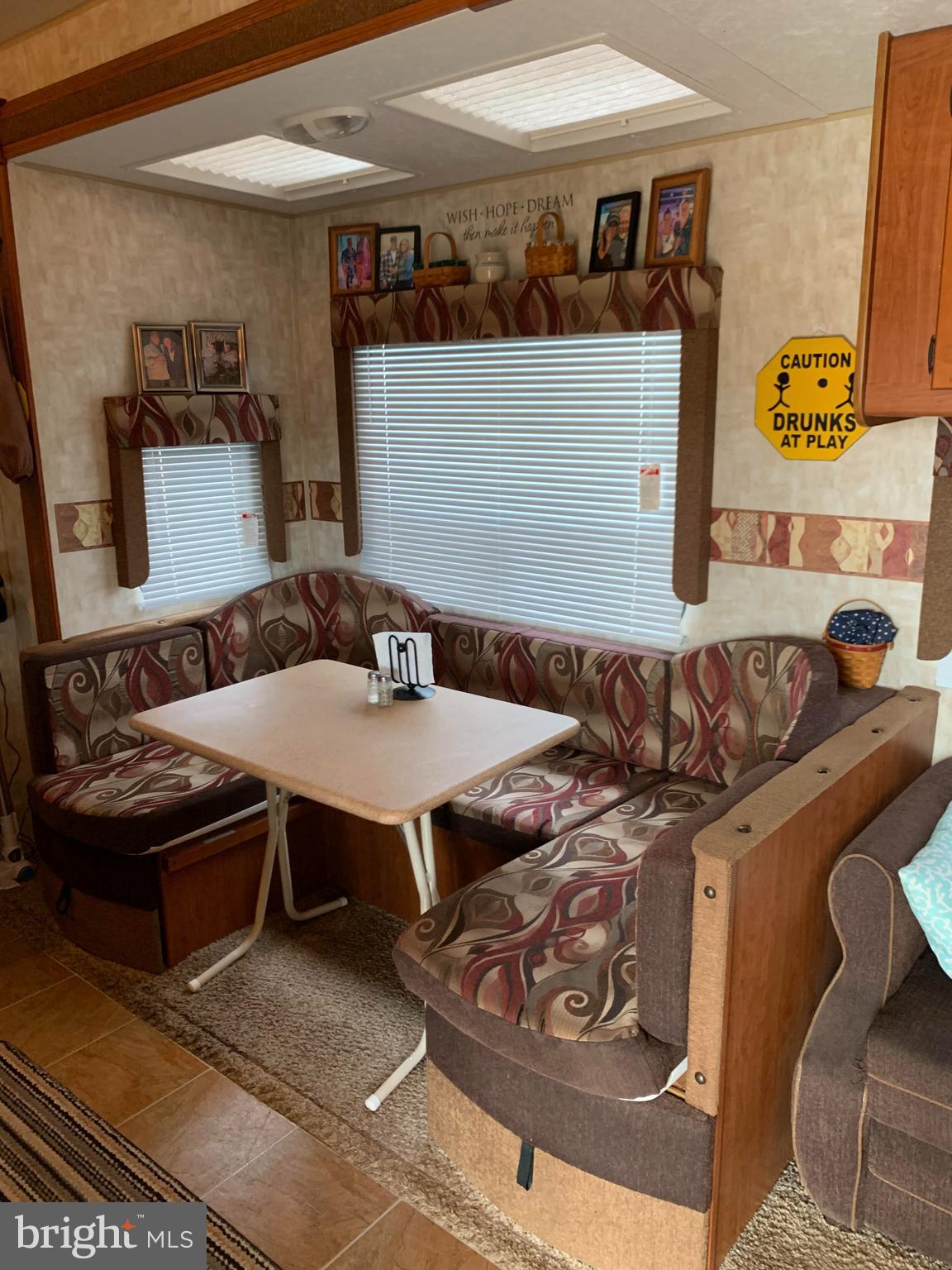 RIVER BEND - Residential