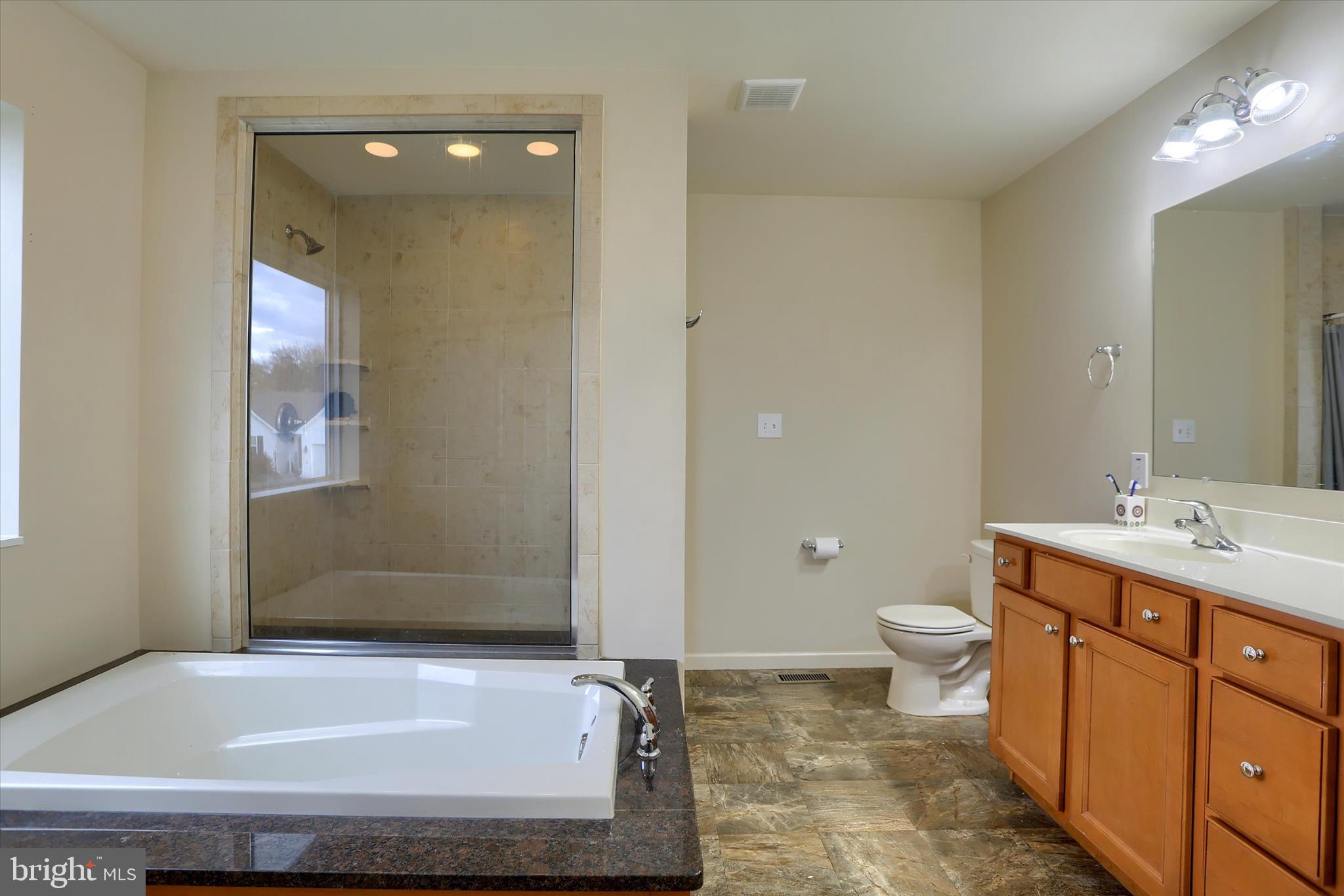 APPLEWOOD - Residential