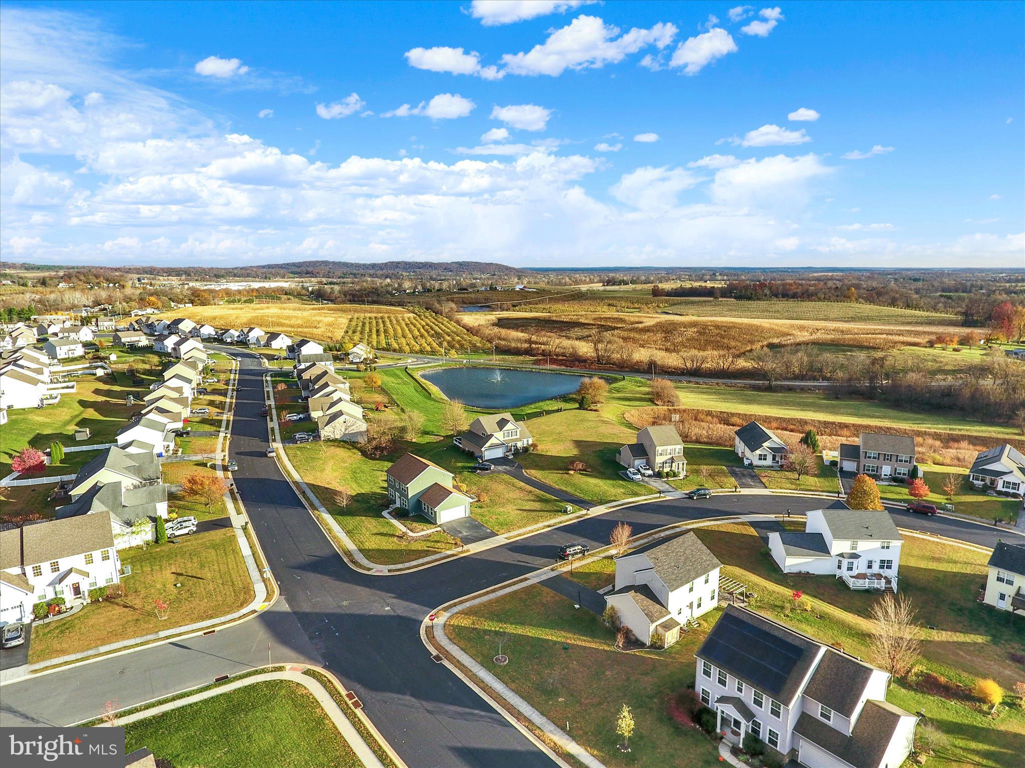 APPLEWOOD - Residential