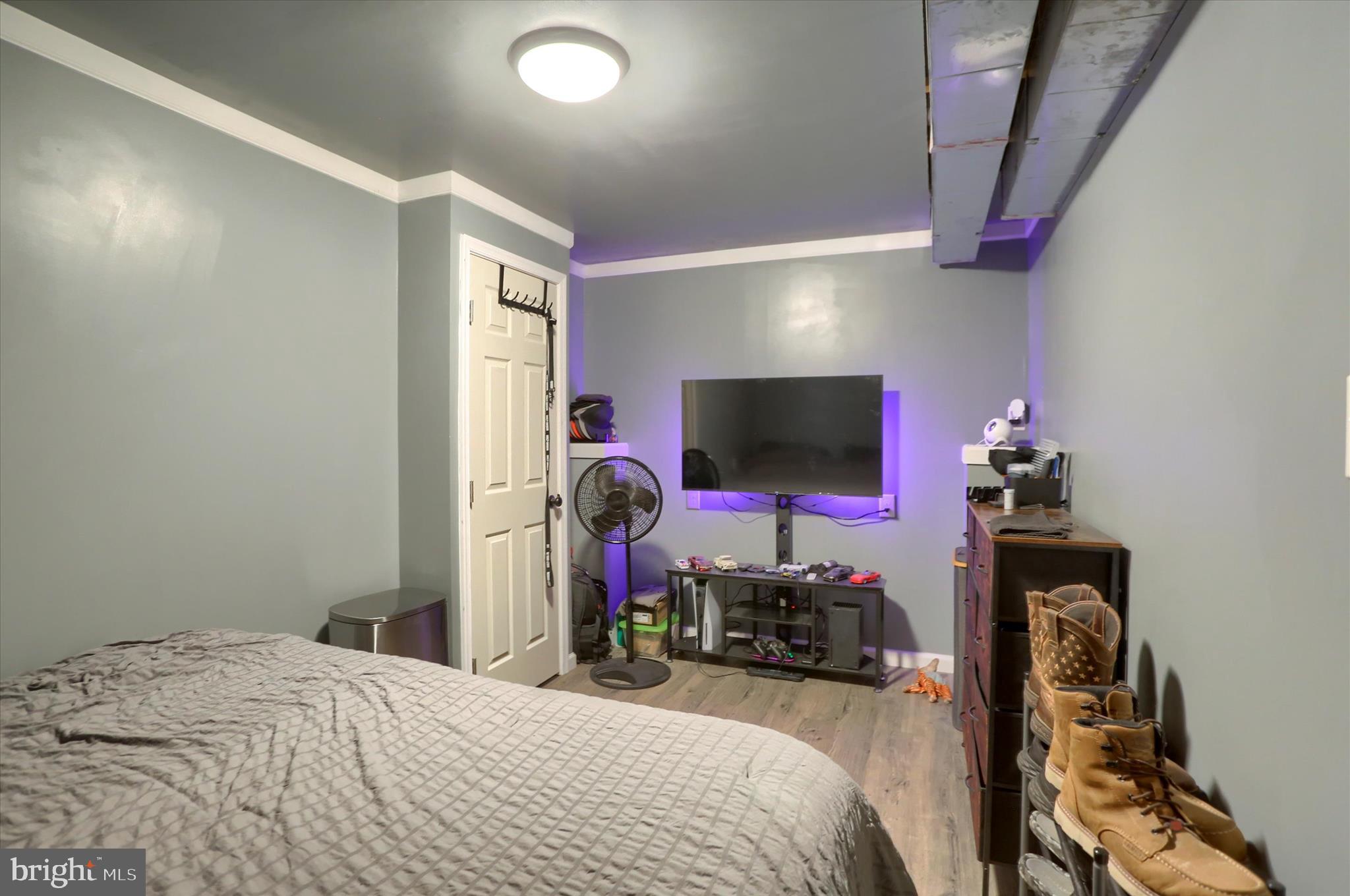 APPLEWOOD - Residential